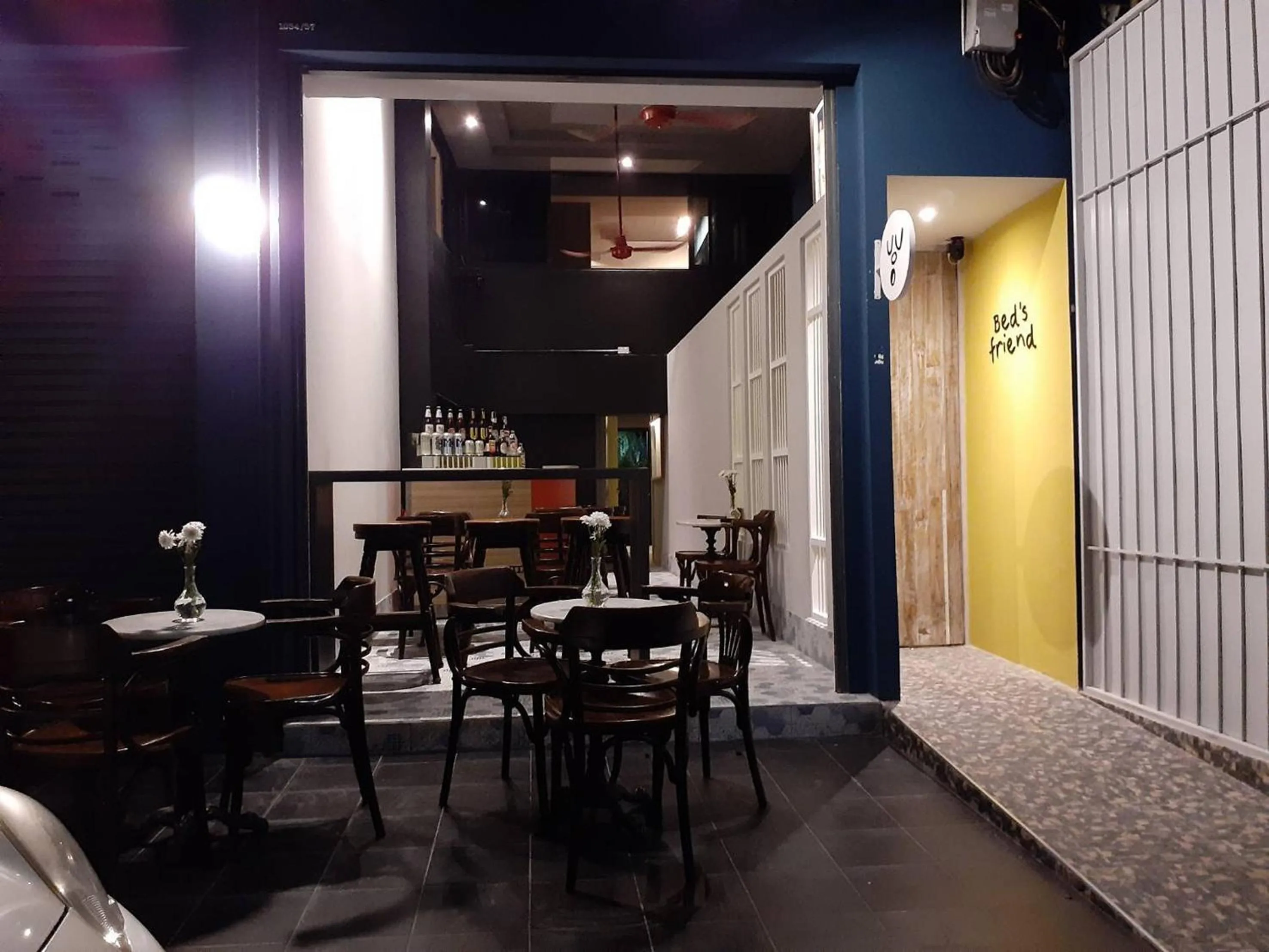 Area and facilities in Bed's Friend