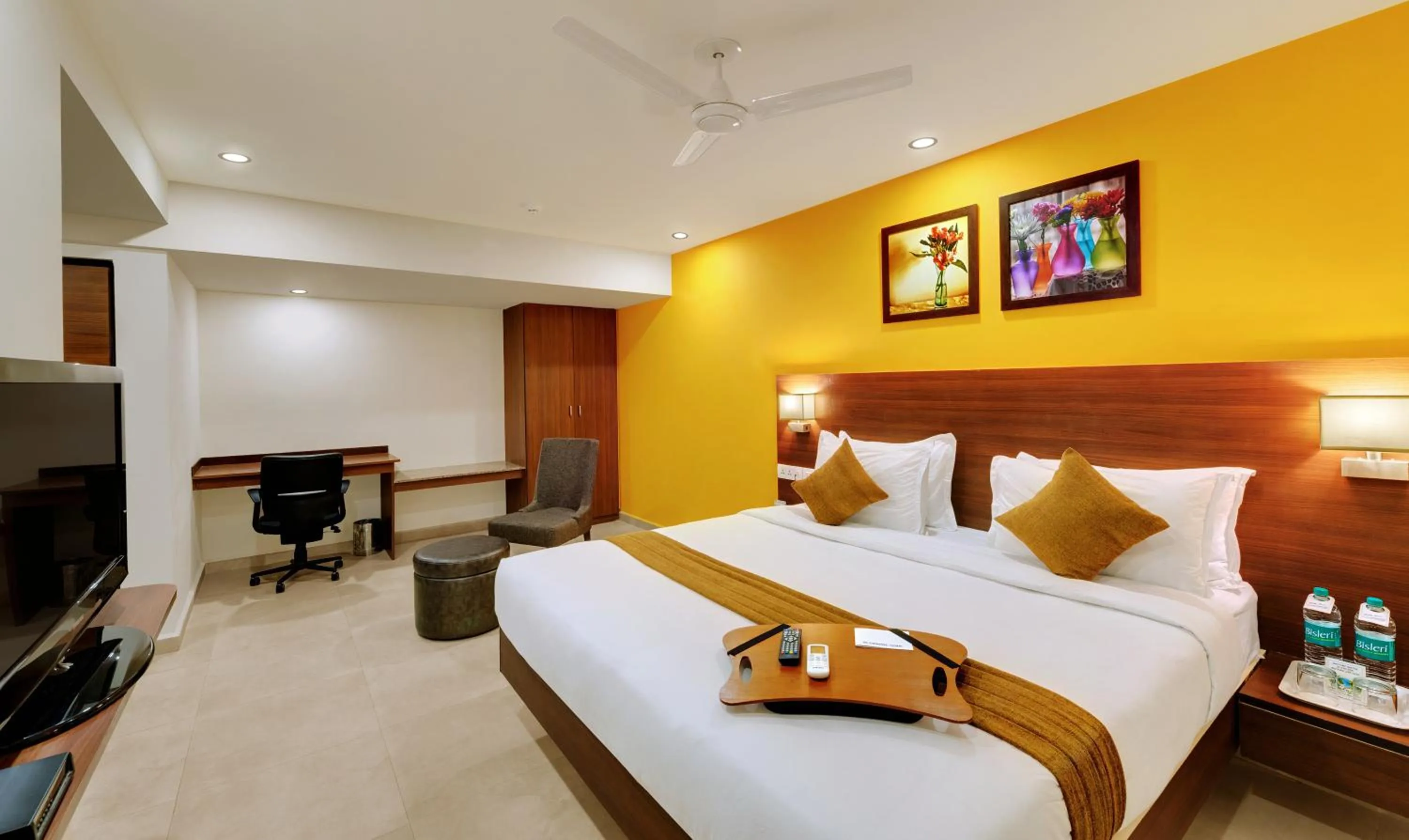 Bed in Best Western Alkapuri, Vadodara
