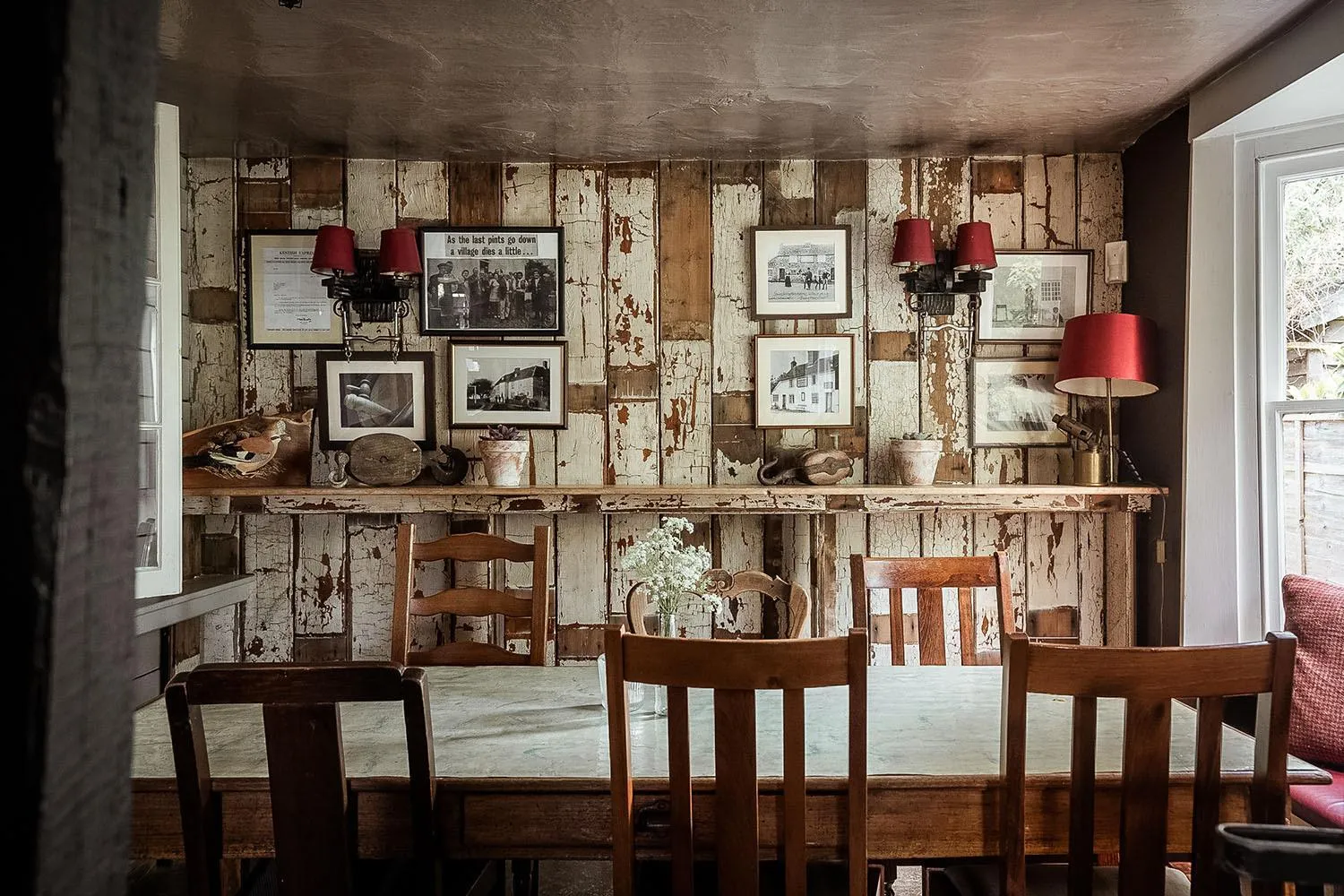 Dining area in The Woolpack Inn