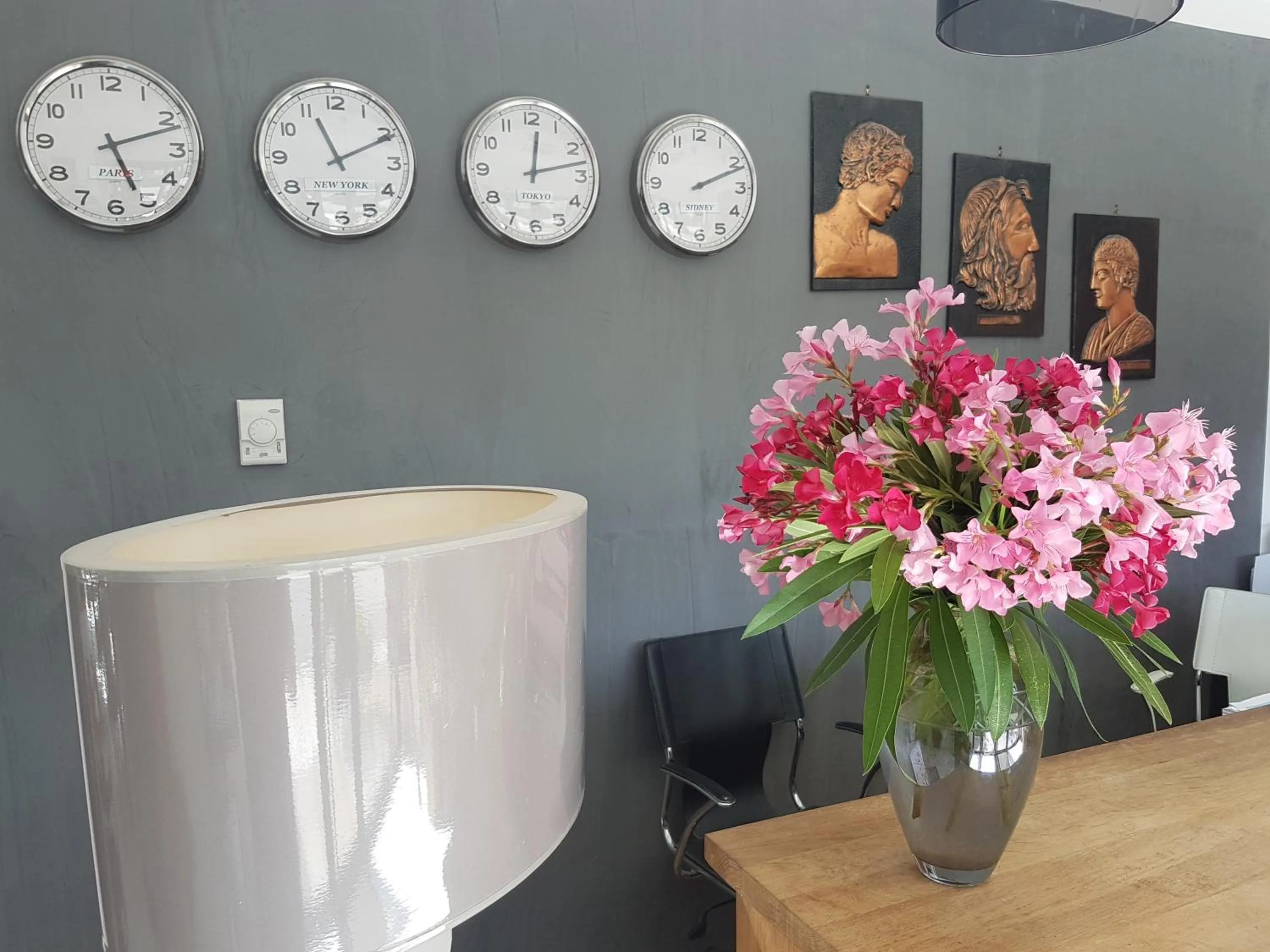 Decorative detail in Appart'hotel Residella House Room & Kitchen Avignon Le Pontet