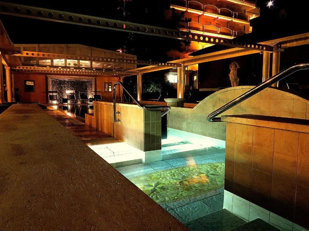 Property building in Hotel Lady Mary