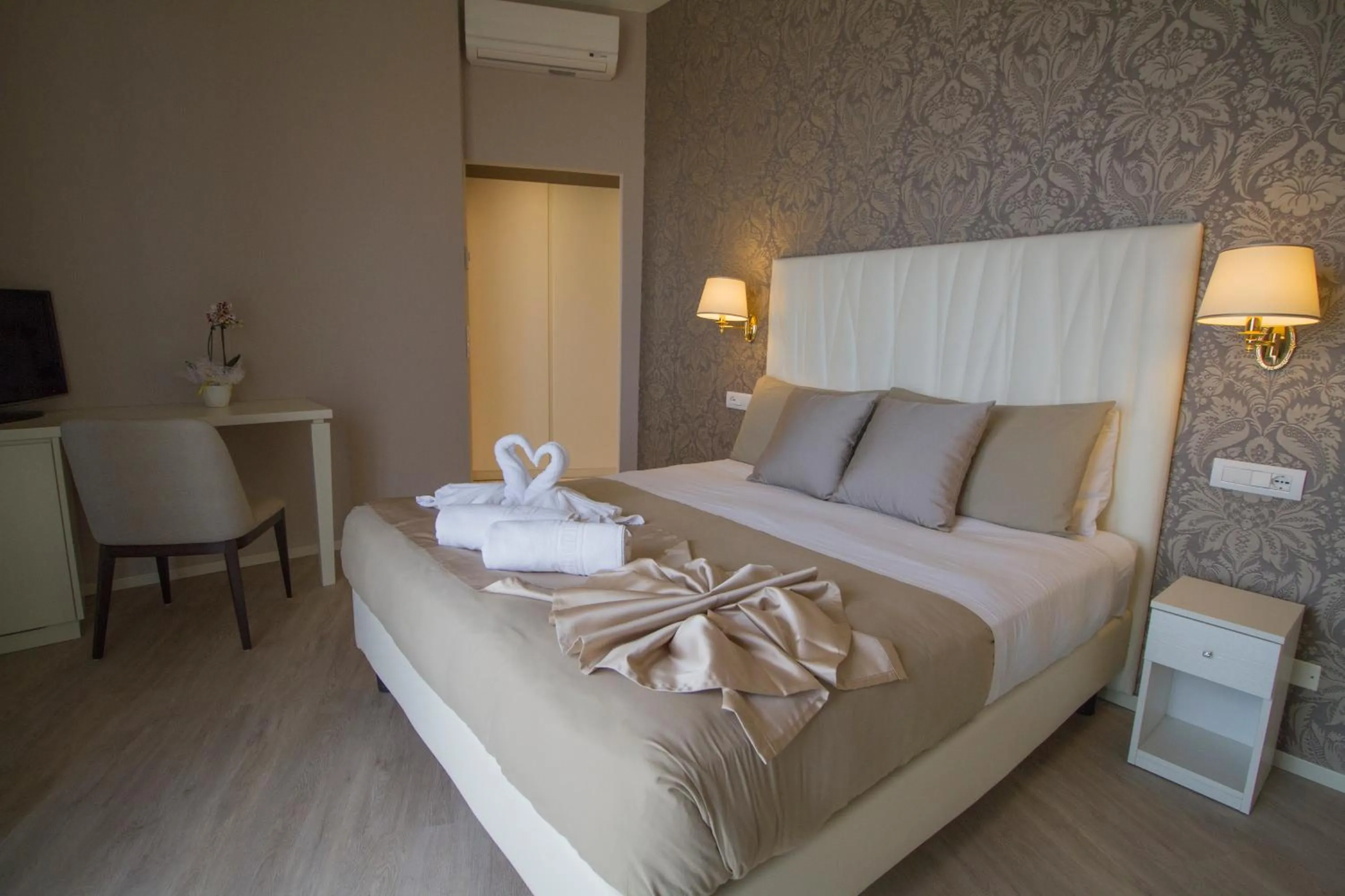 Bed in Hotel Lady Mary