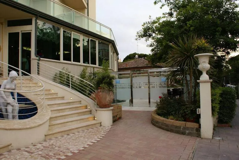 Property building in Hotel Lady Mary