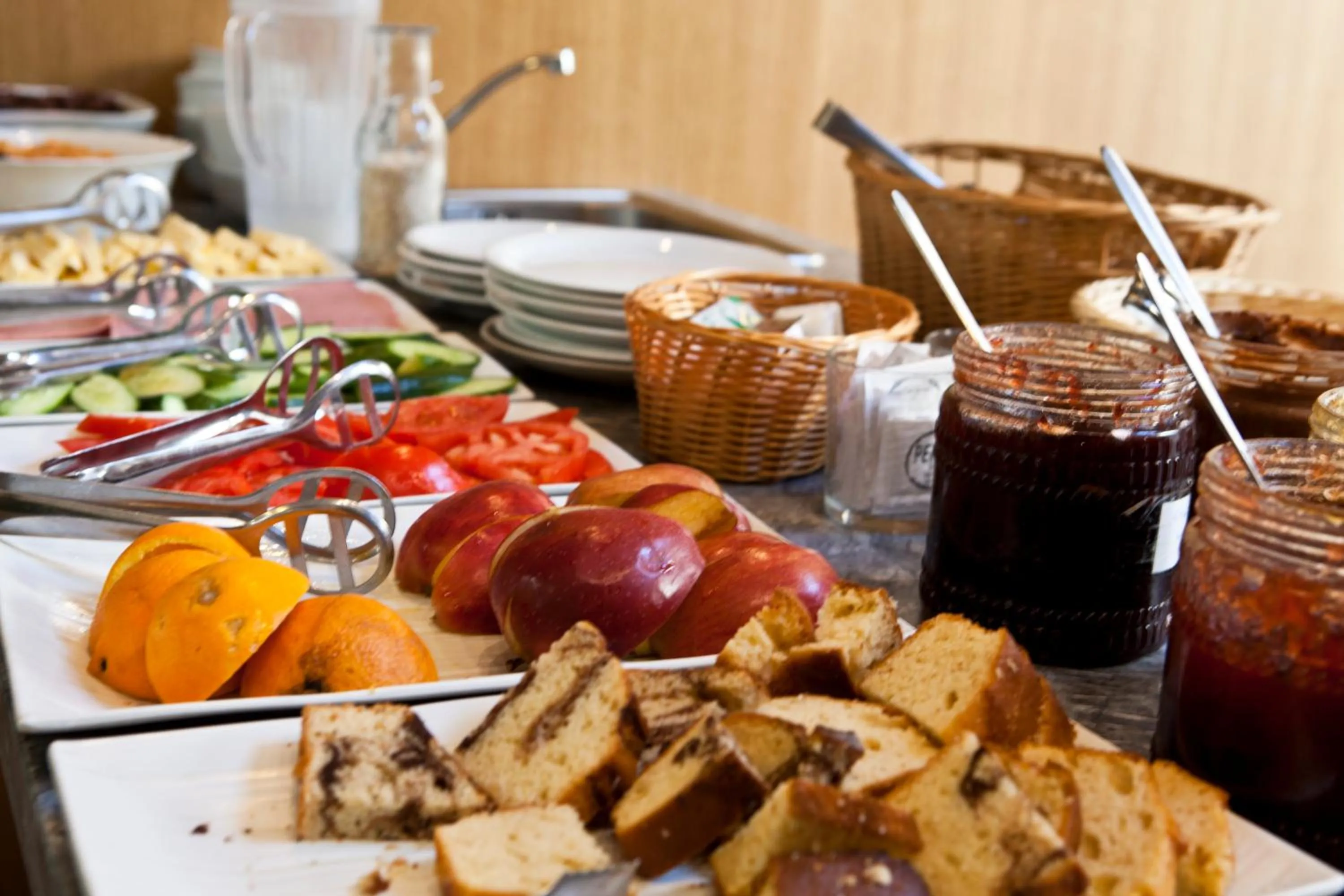 Breakfast in Athens Backpackers