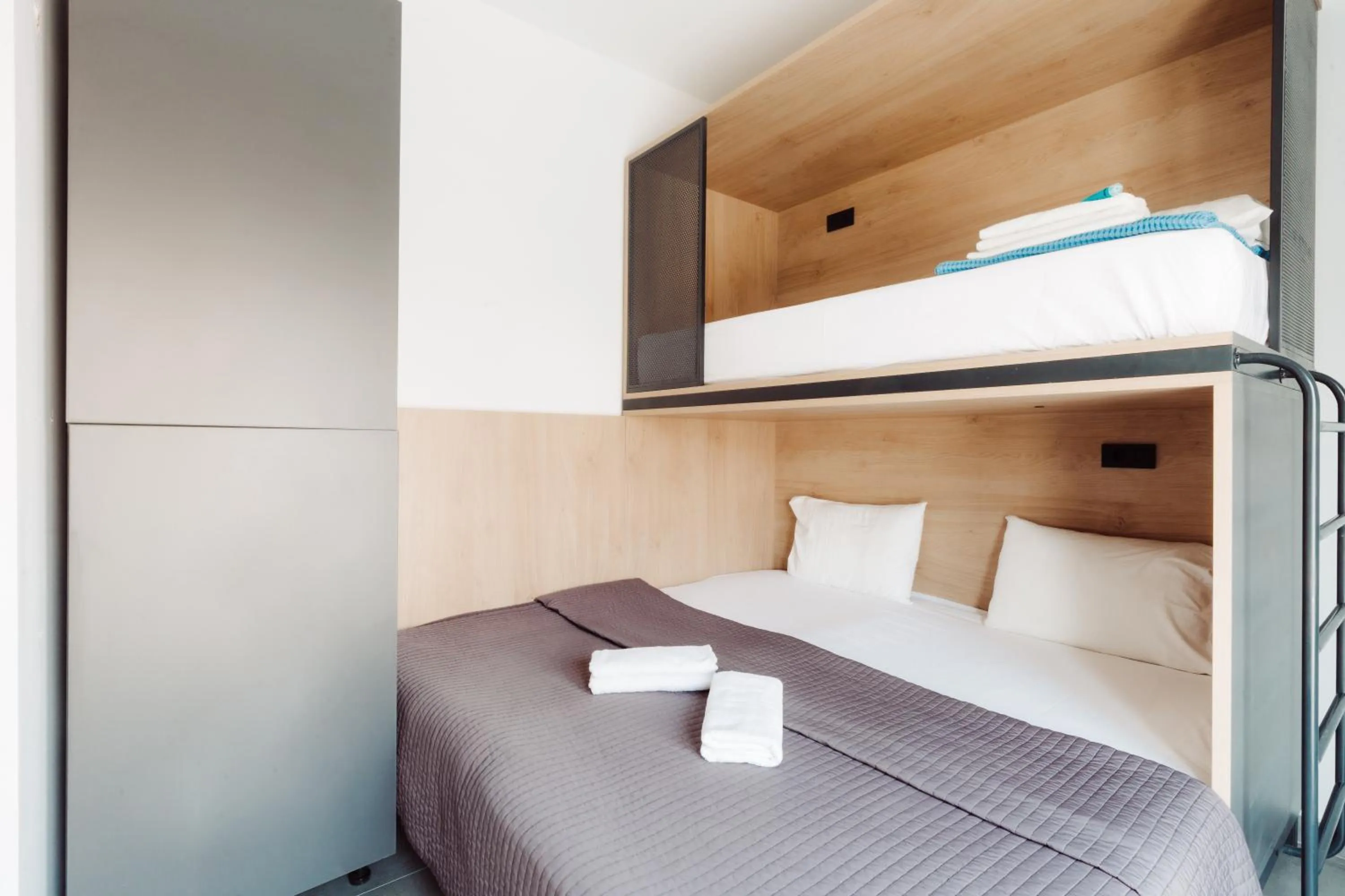 Bed in Athens Backpackers