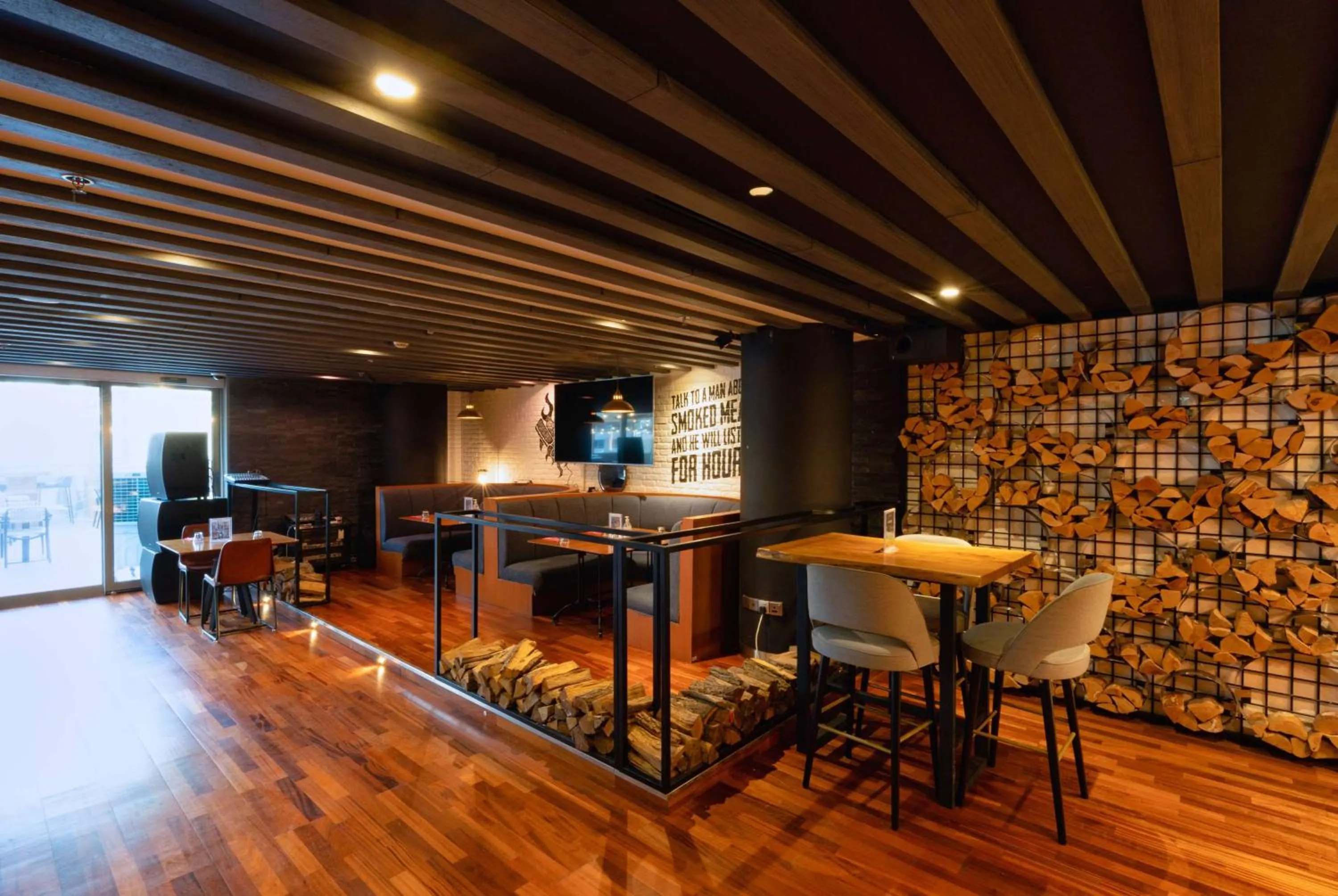 Restaurant/places to eat in The First Collection Dubai Marina