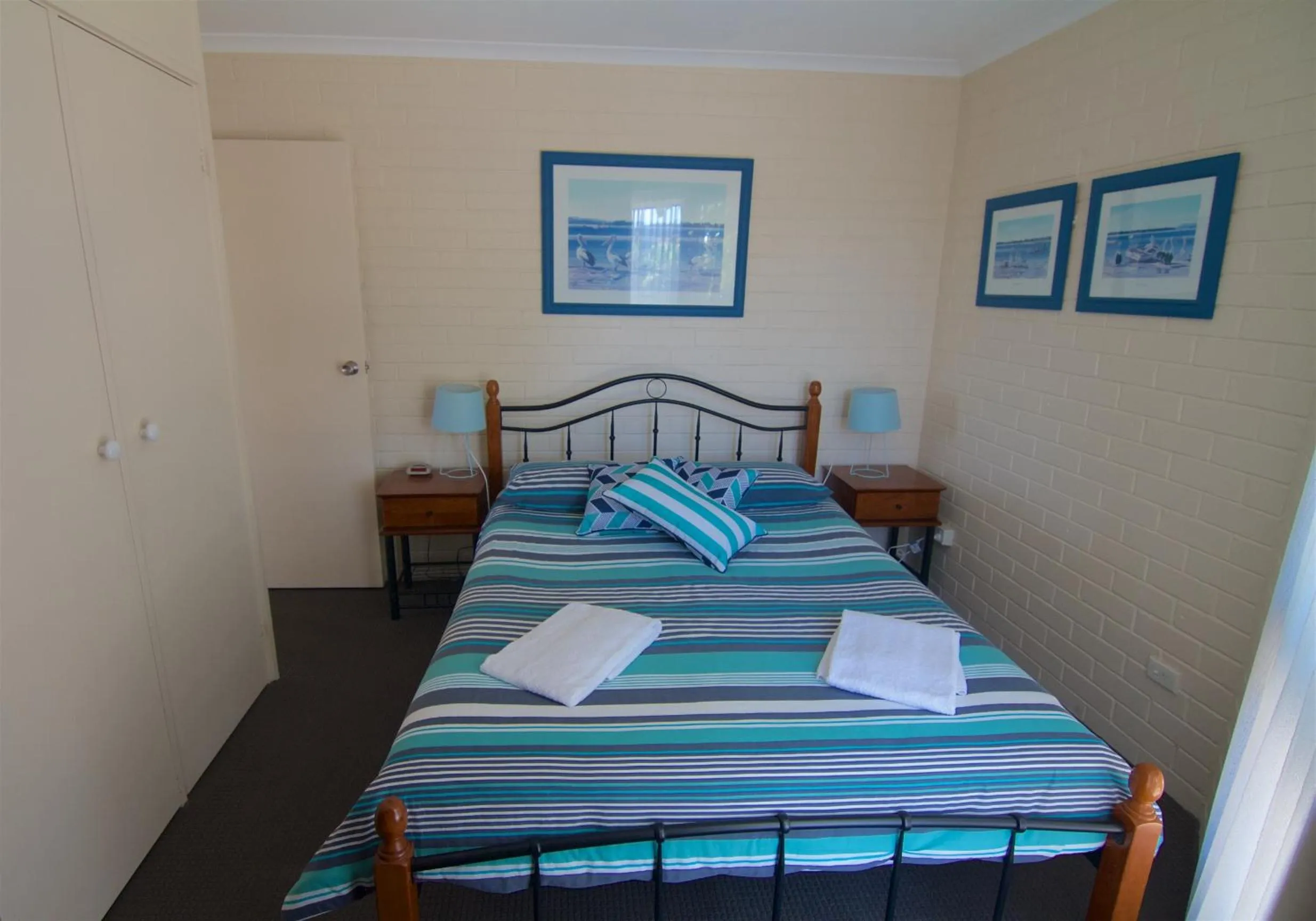 Bedroom, Bed in The Sands Holiday Apartments