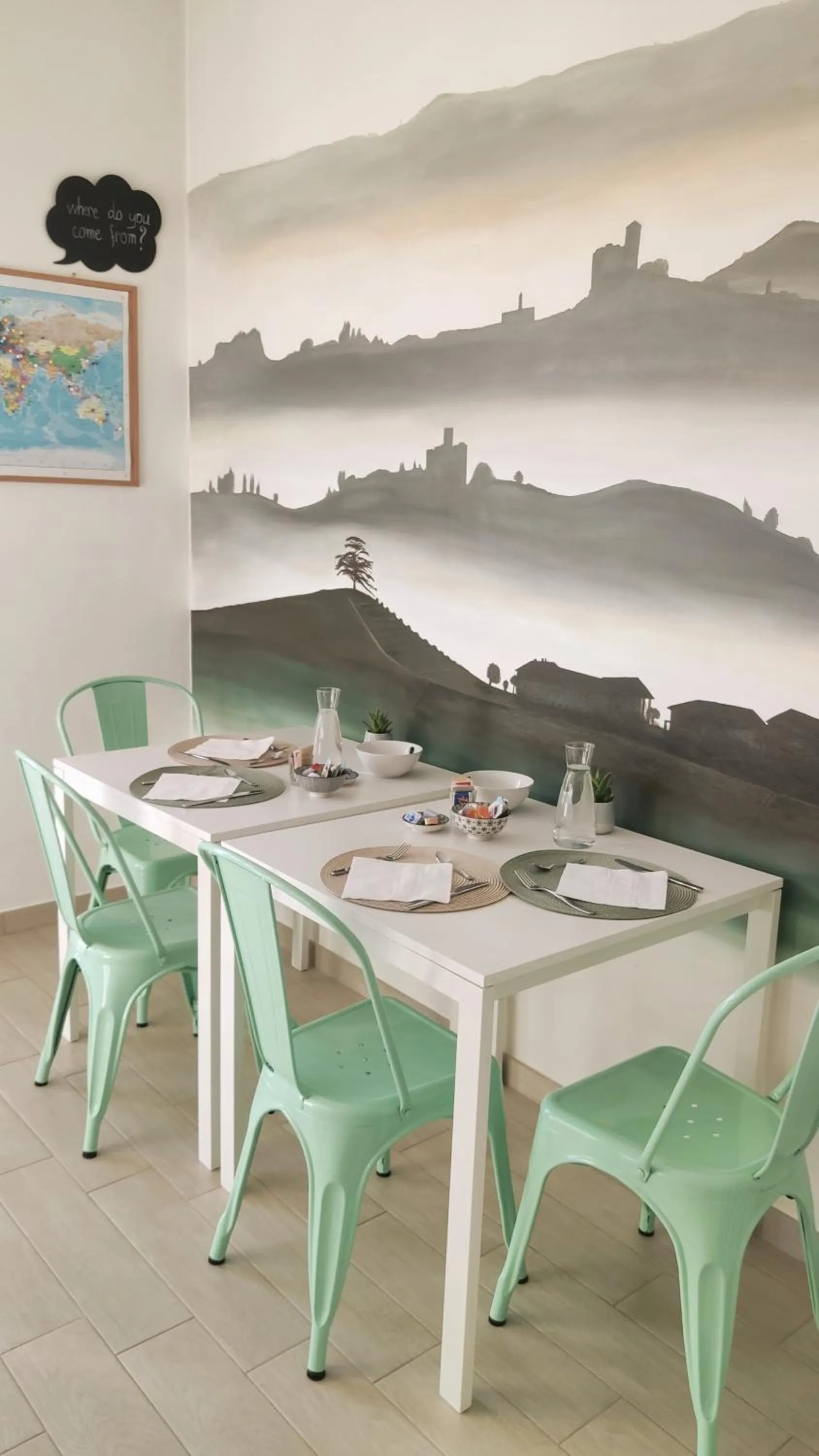 Dining area in B&B Le Albarelle