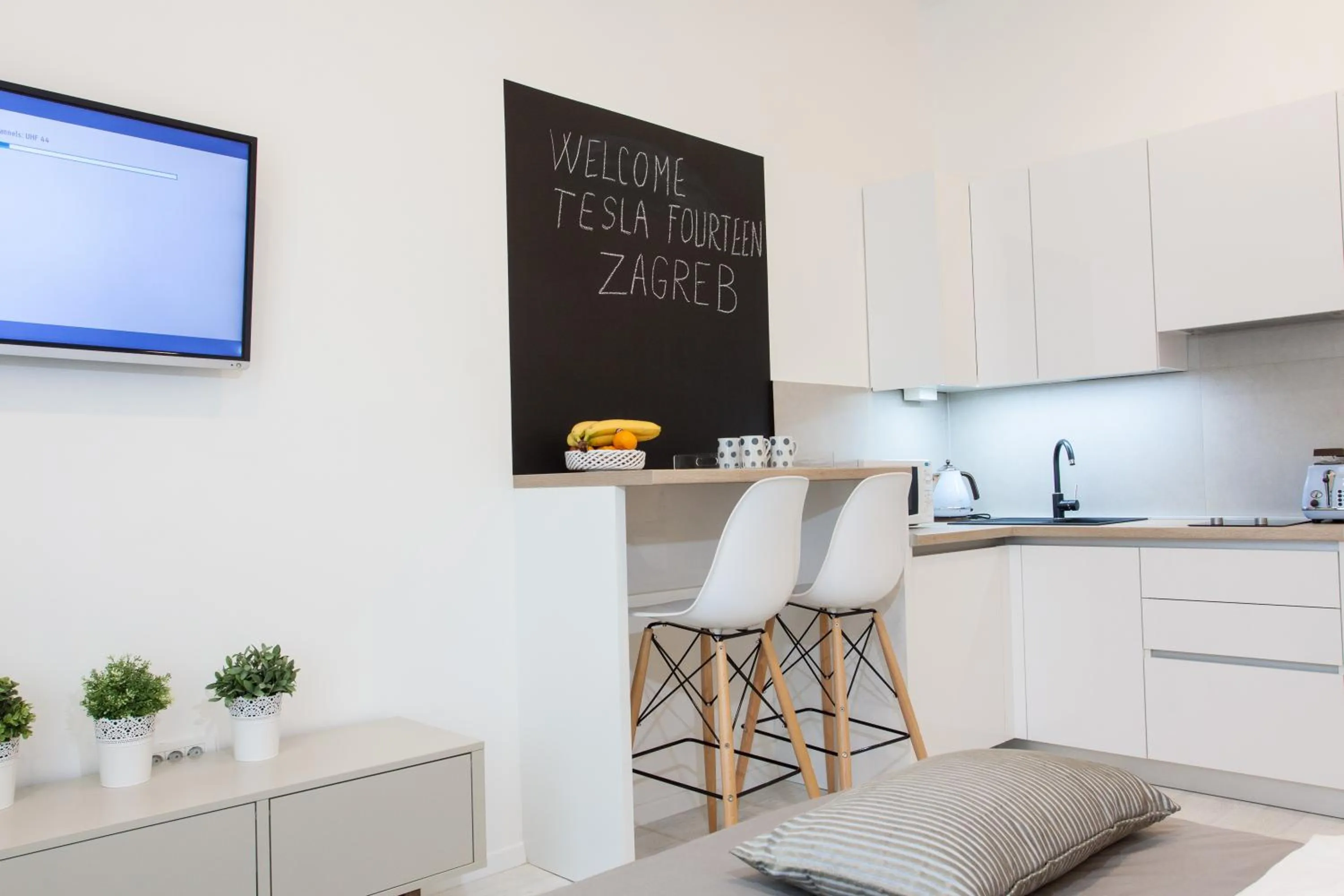 Kitchen or kitchenette in Tesla Boutique Apartments & Rooms