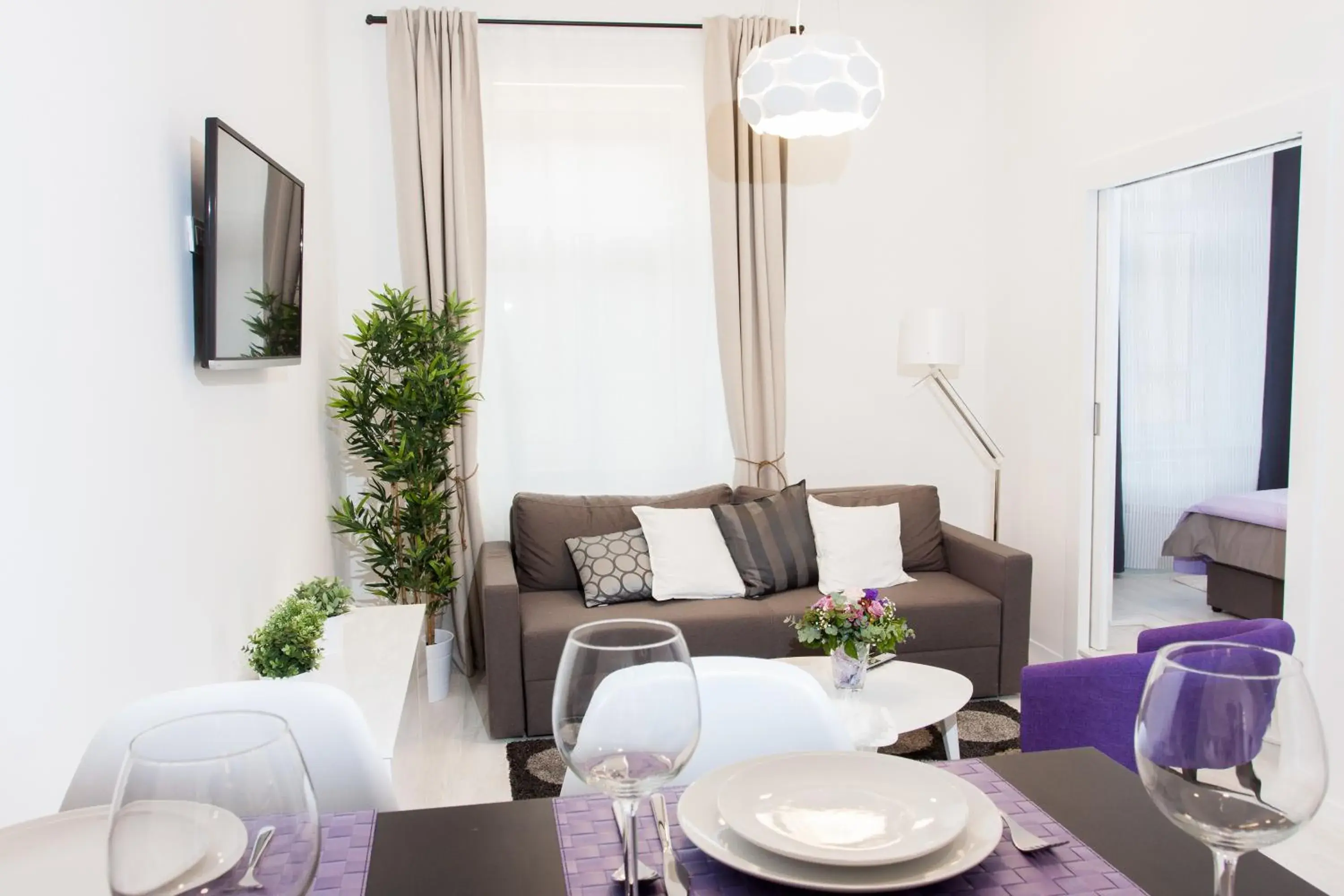 Deluxe One-Bedroom Apartment in Tesla Boutique Apartments & Rooms Deluxe One-Bedroom Apartment in Tesla Boutique Apartments & Rooms