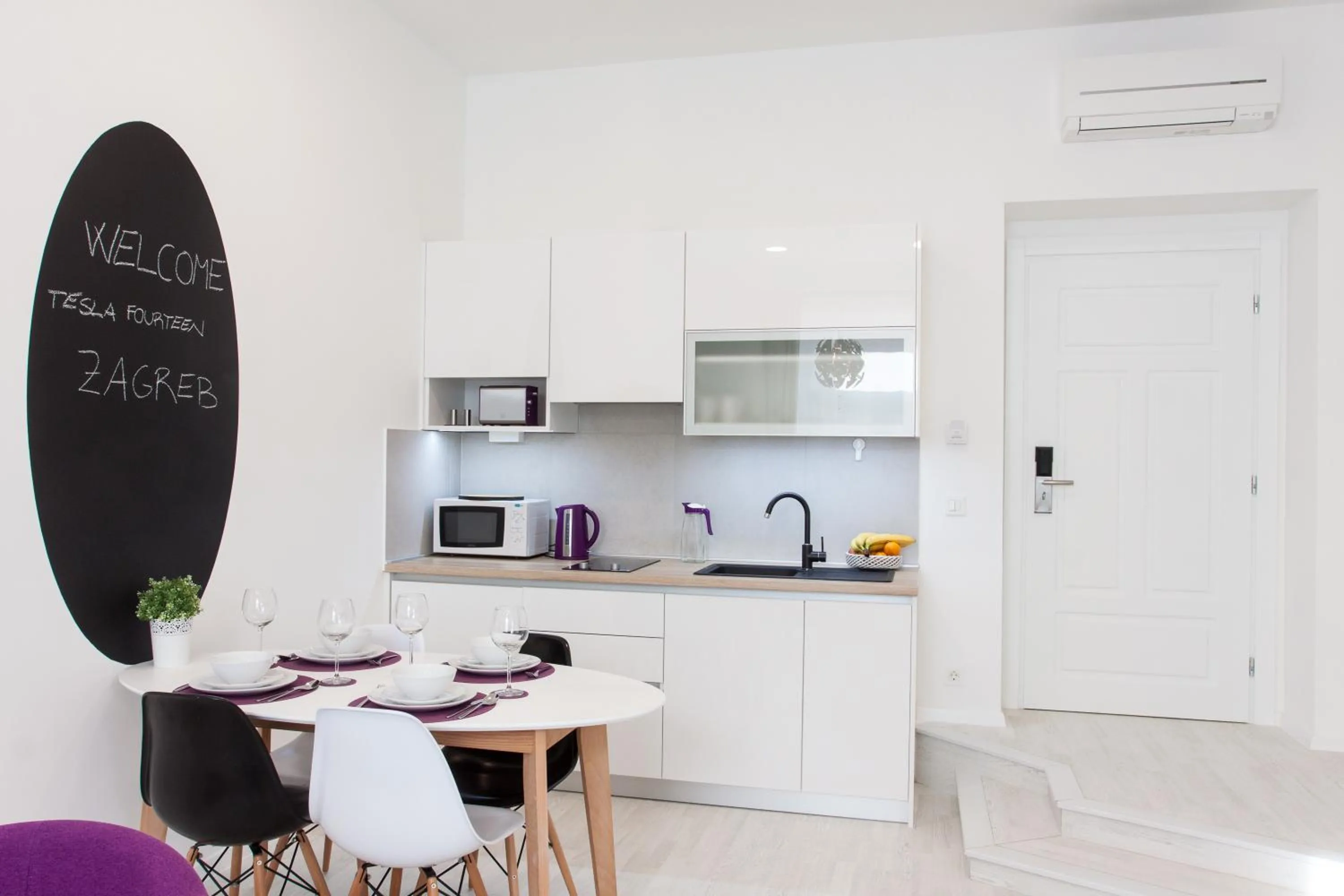 Kitchen or kitchenette in Tesla Boutique Apartments & Rooms