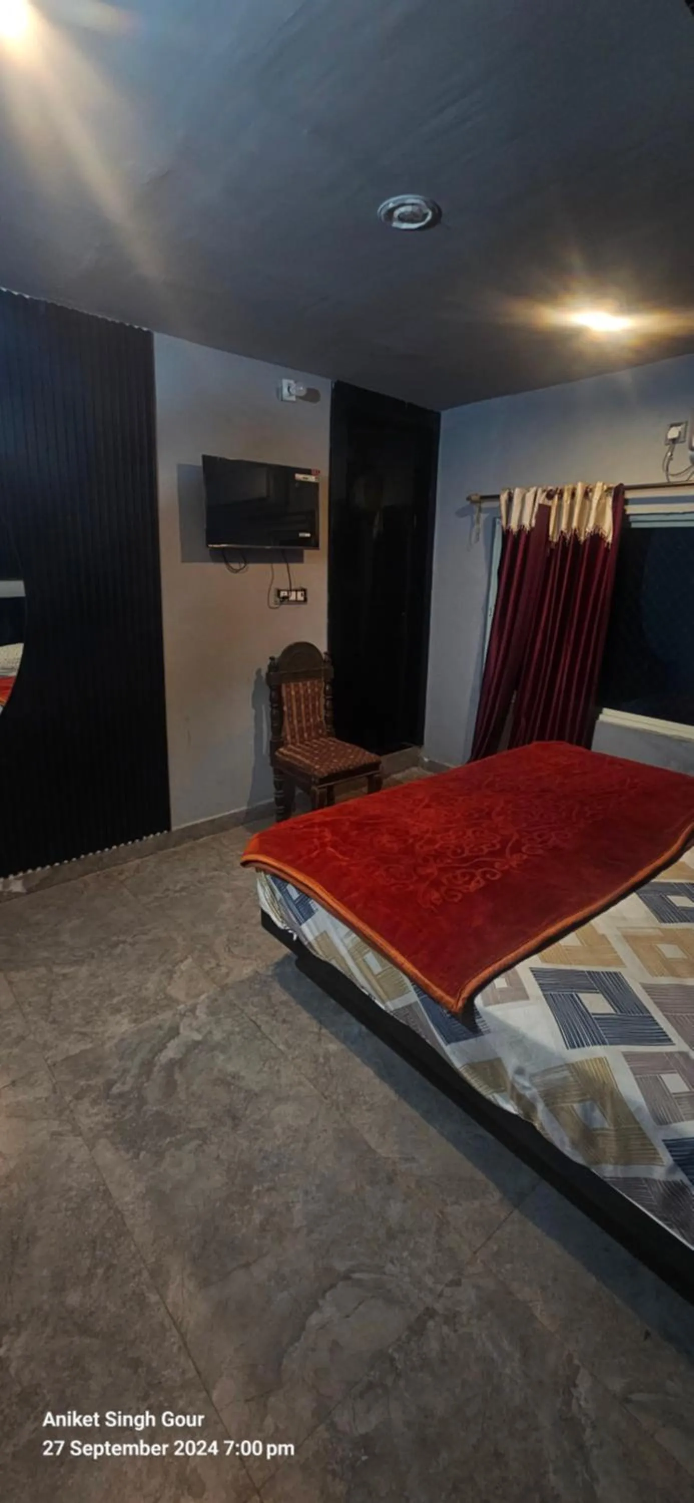 Communal lounge/ TV room in Hotel Sunset