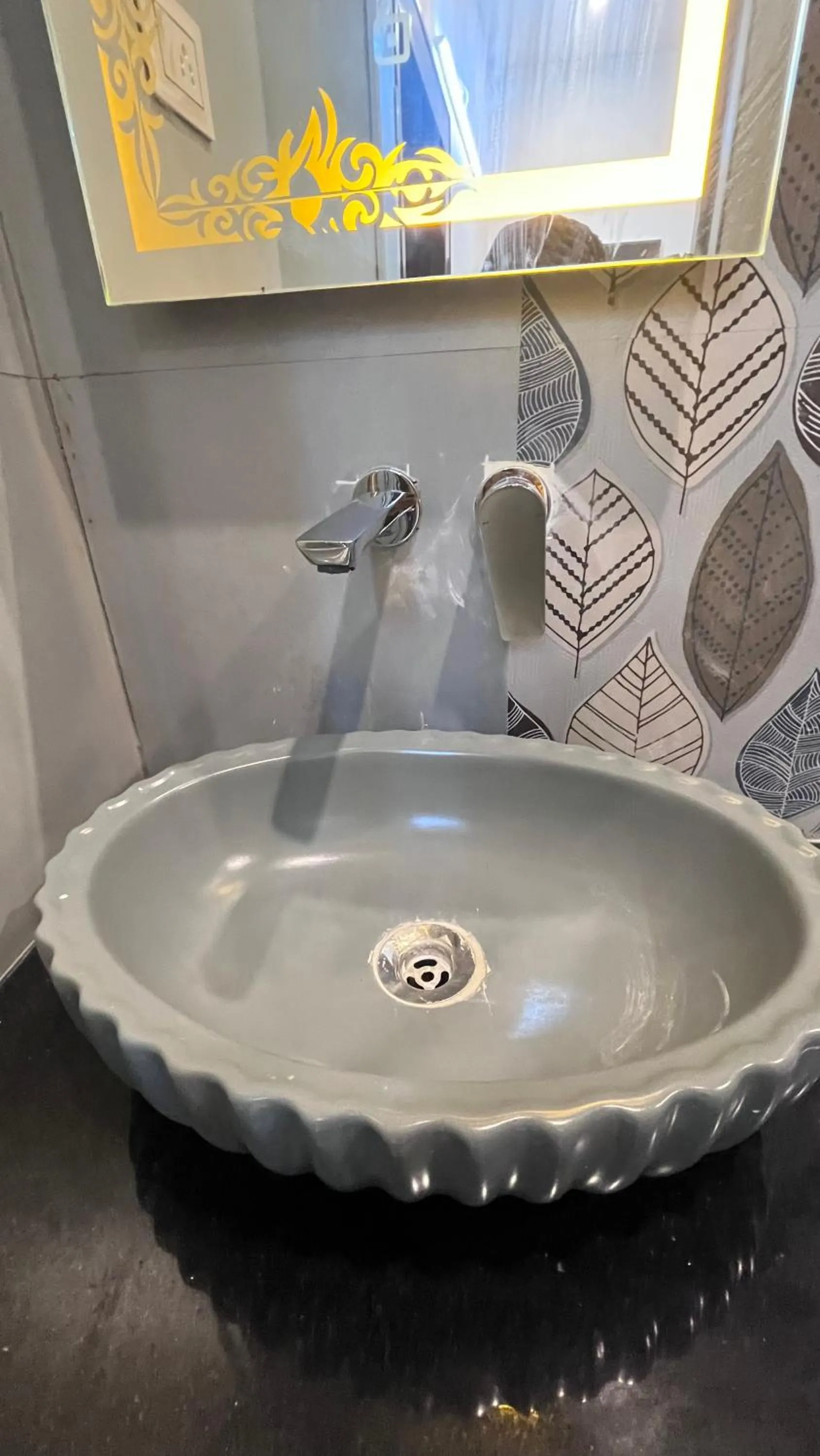 Bathroom in Hotel Sunset