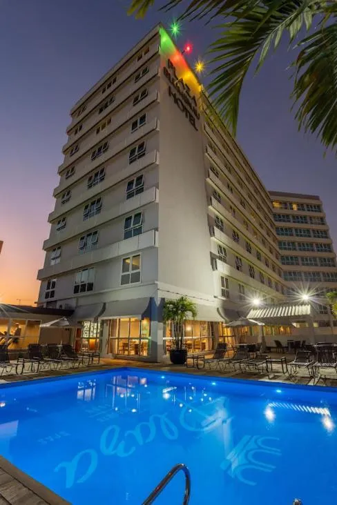 Property building in Plaza Blumenau Hotel