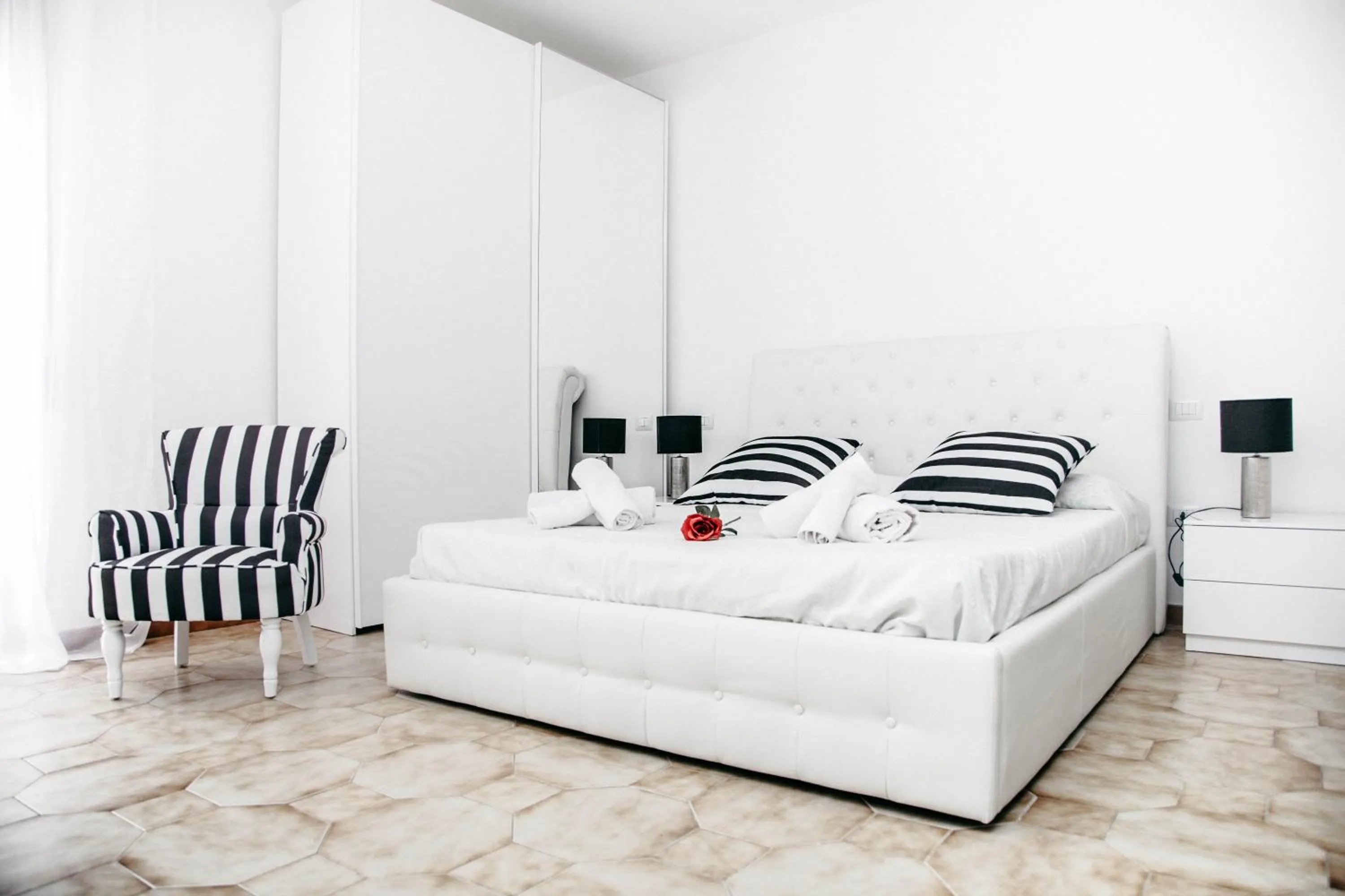 Breakfast, Bed in Casa Marzia Affittacamere