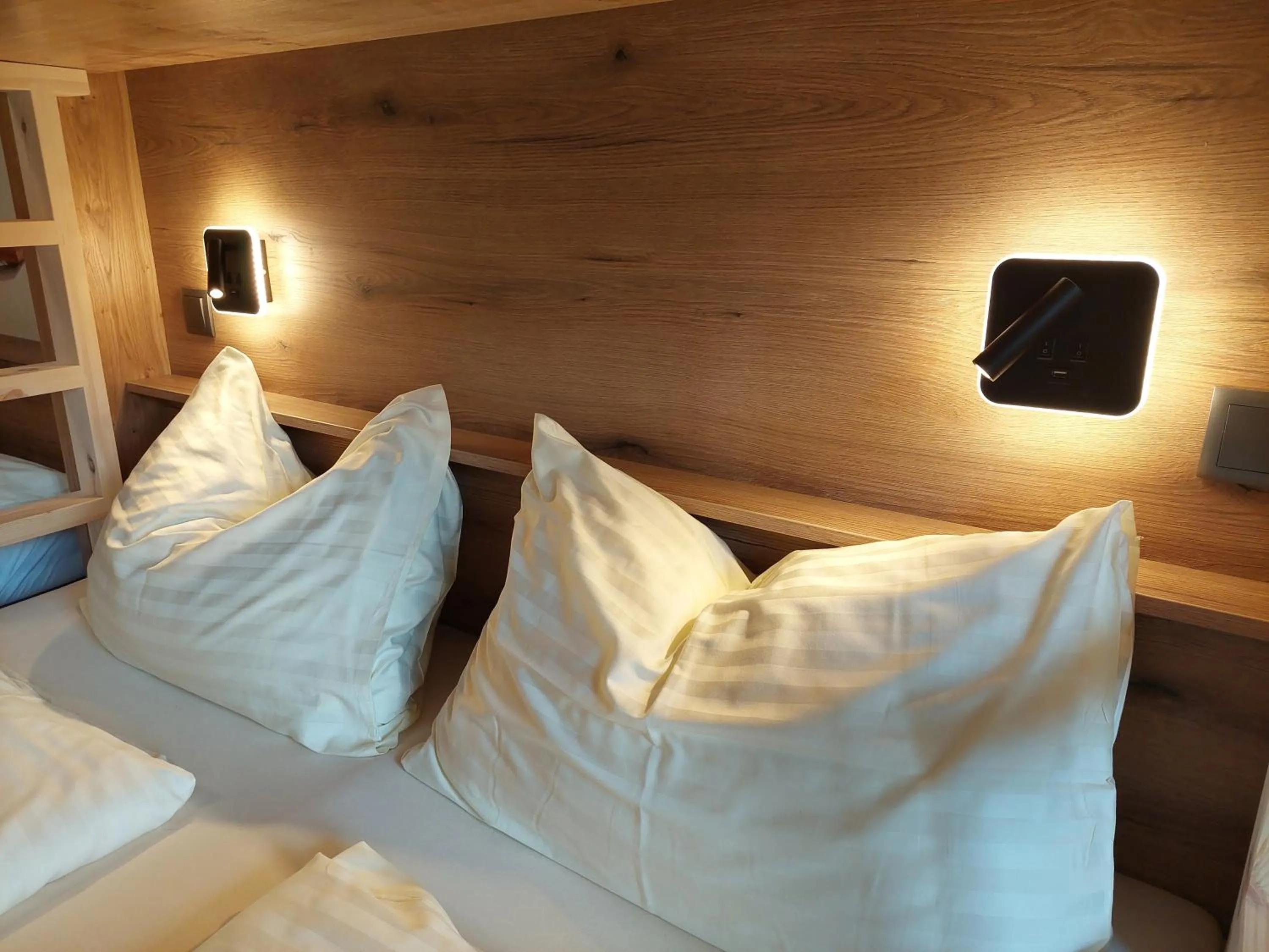 Bed in Gasthof Klug zum Ehrensepp