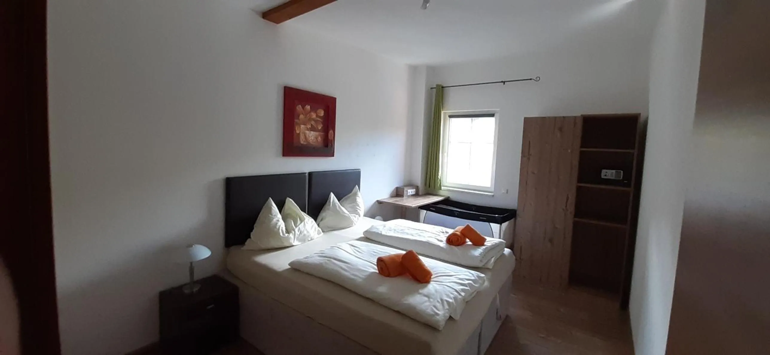 Bed in Gasthof Klug zum Ehrensepp