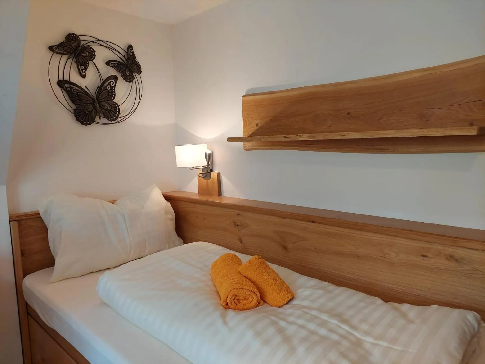 Bed in Gasthof Klug zum Ehrensepp