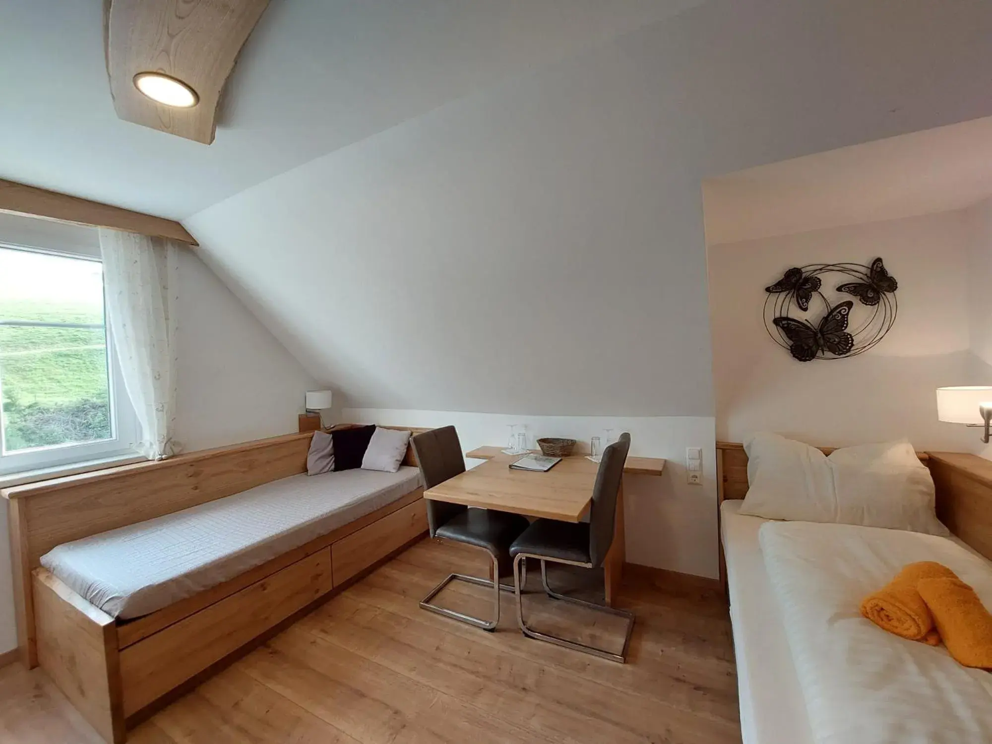 Double or Twin Room with Bathroom - single occupancy in Gasthof Klug zum Ehrensepp Double or Twin Room with Bathroom - single occupancy in Gasthof Klug zum Ehrensepp