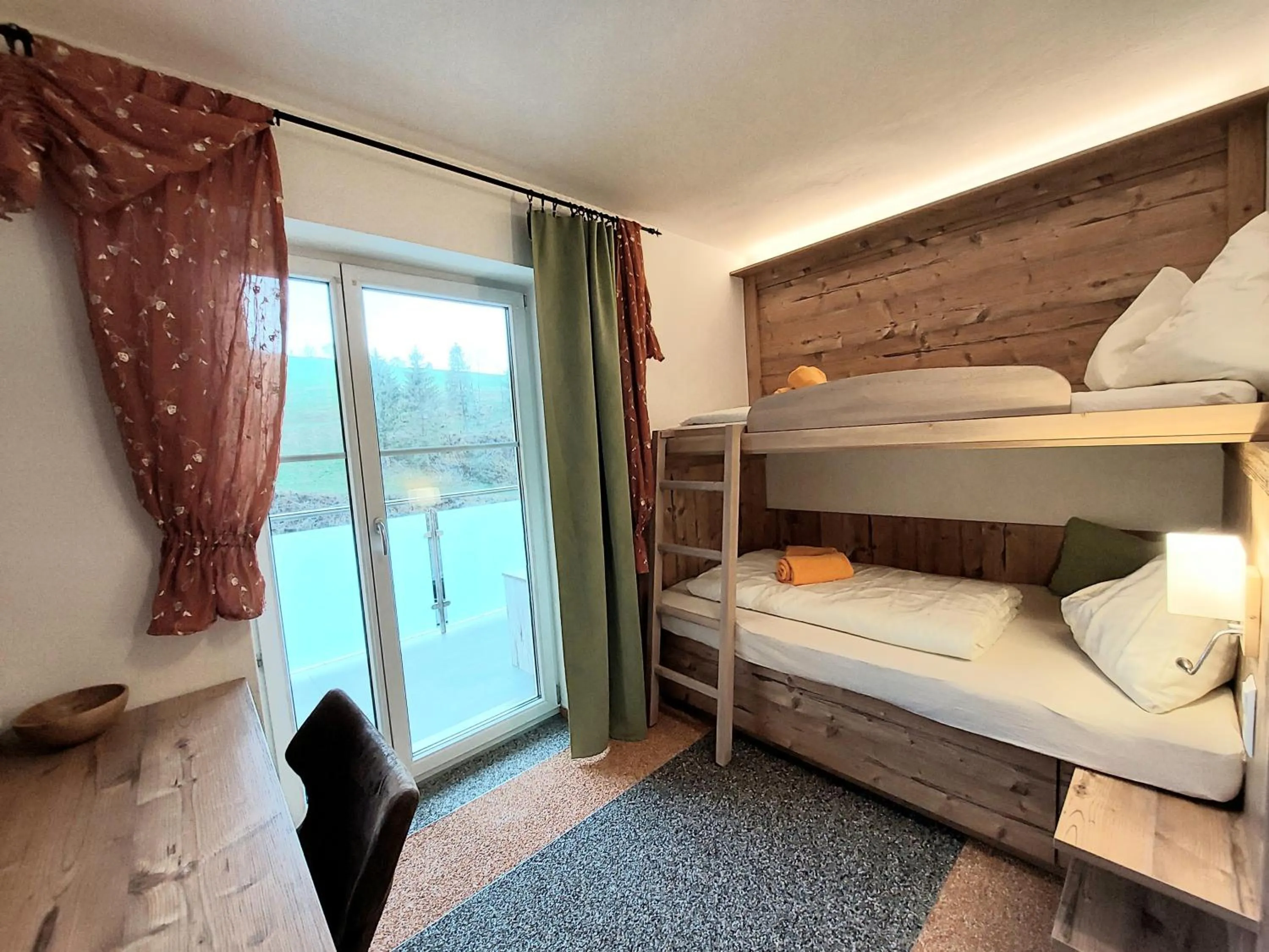 Bed in Gasthof Klug zum Ehrensepp