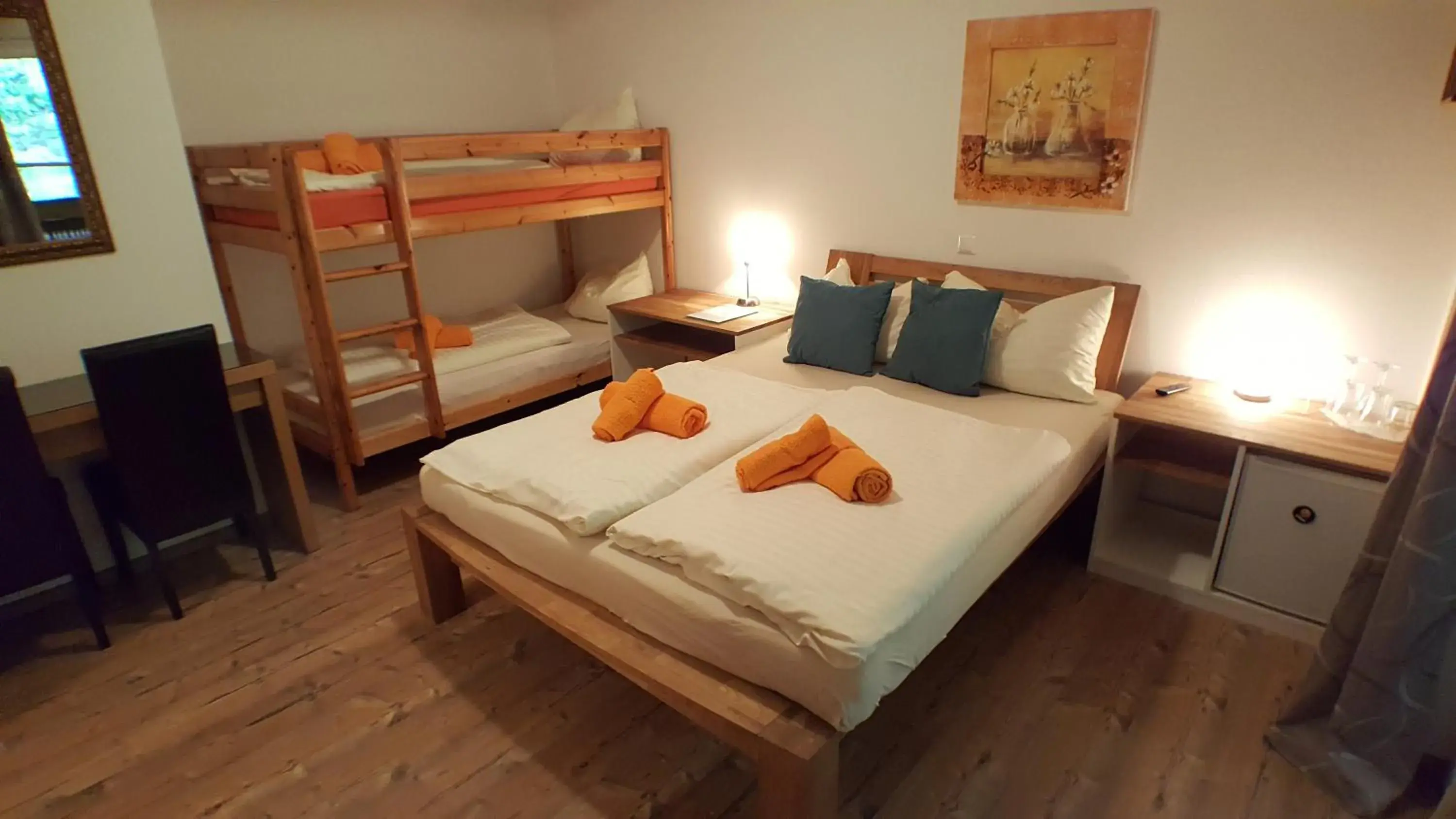 Quadruple Room with Balcony - single occupancy in Gasthof Klug zum Ehrensepp Quadruple Room with Balcony - single occupancy in Gasthof Klug zum Ehrensepp
