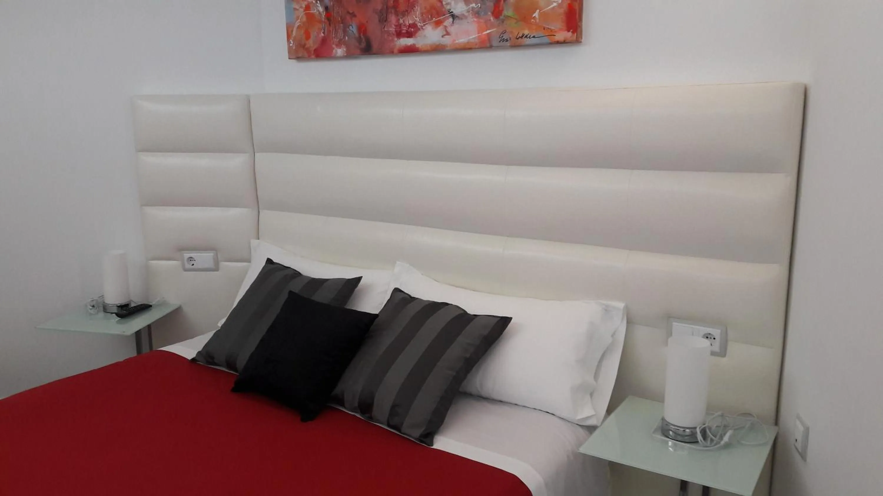 Photo of the whole room, Bed in Apartaments y Habitacions Entre Volcans