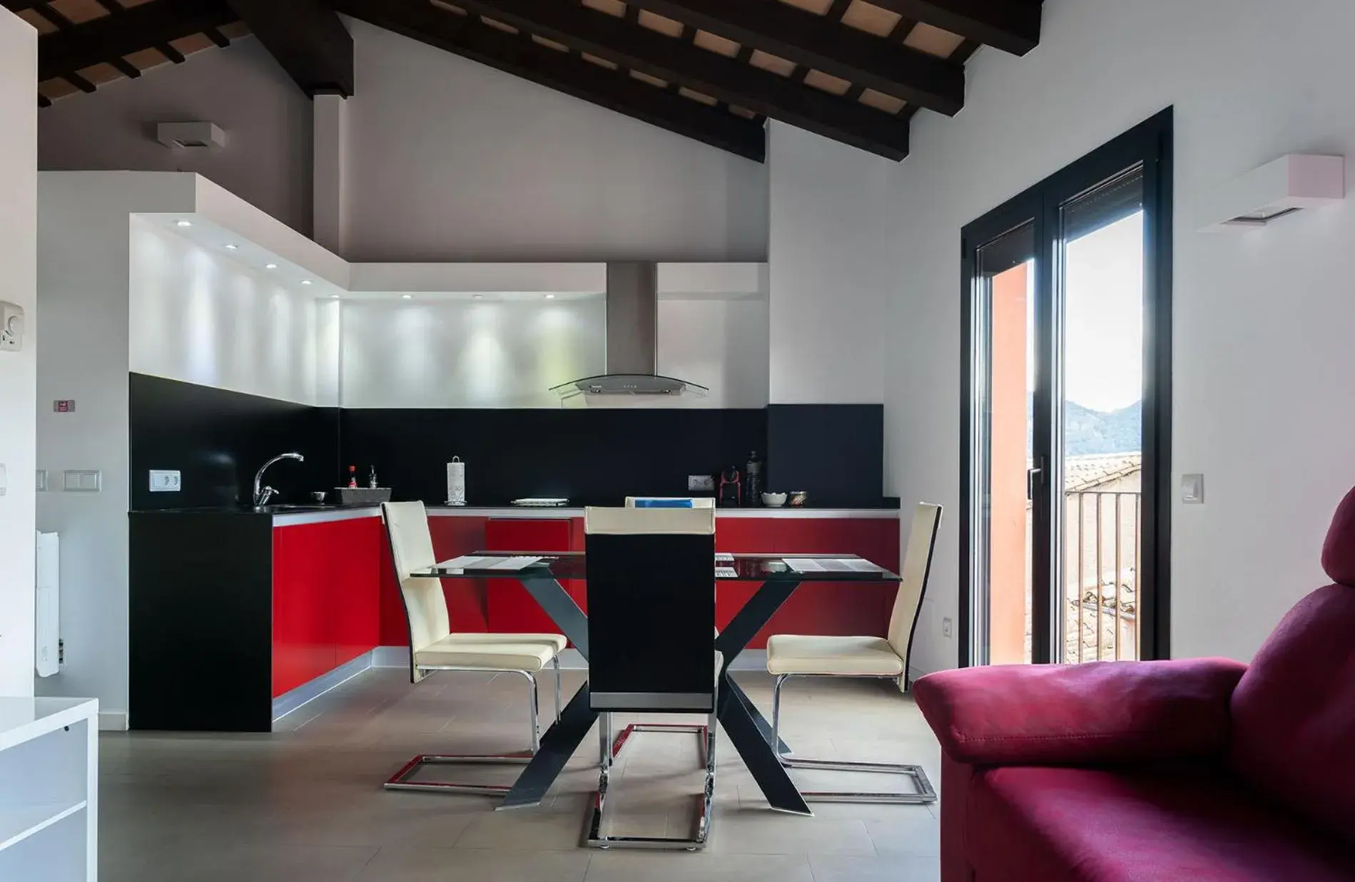 Penthouse Apartment - single occupancy in Apartaments y Habitacions Entre Volcans Penthouse Apartment - single occupancy in Apartaments y Habitacions Entre Volcans