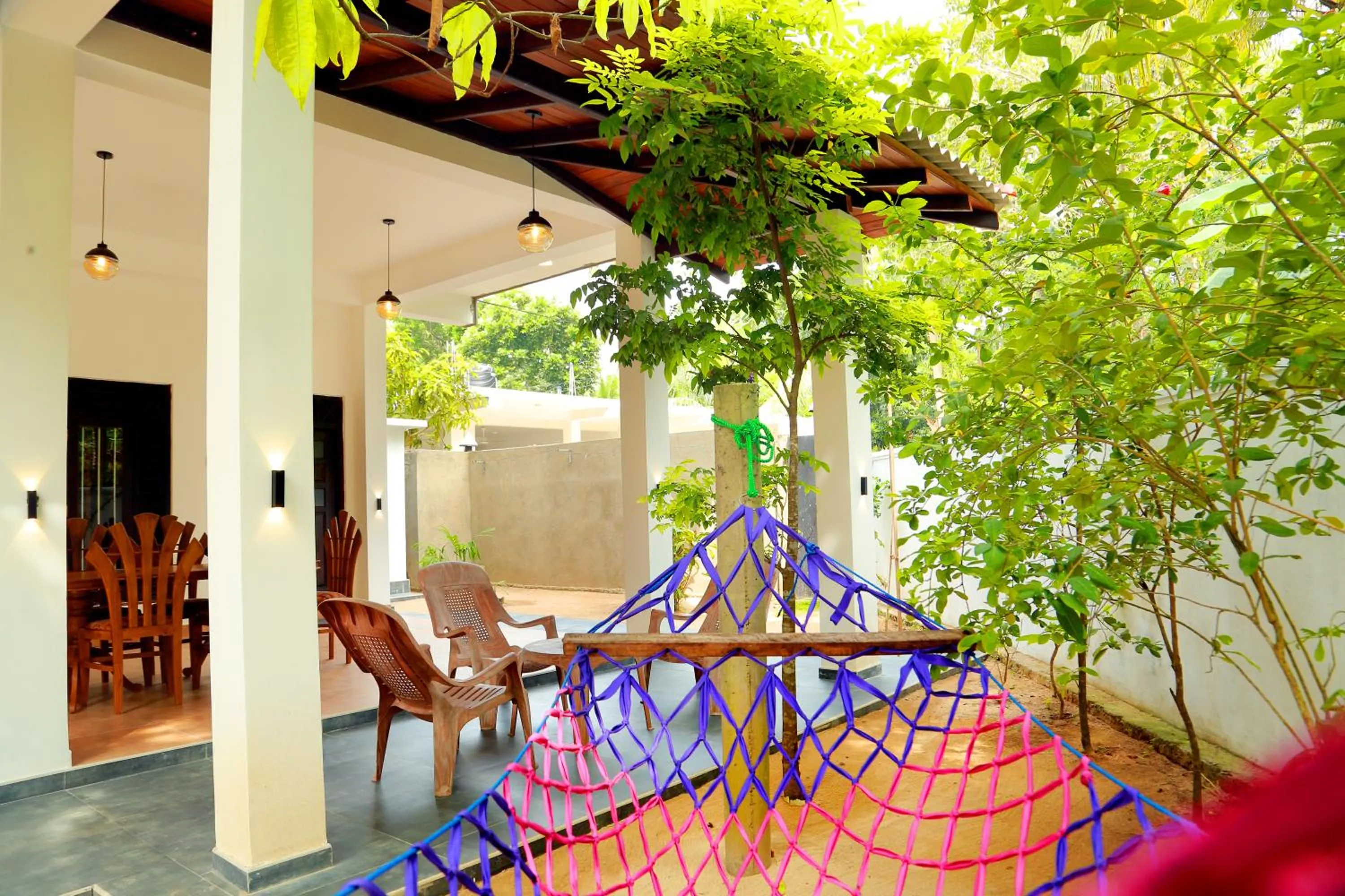 Garden in Midigama Holiday Inn