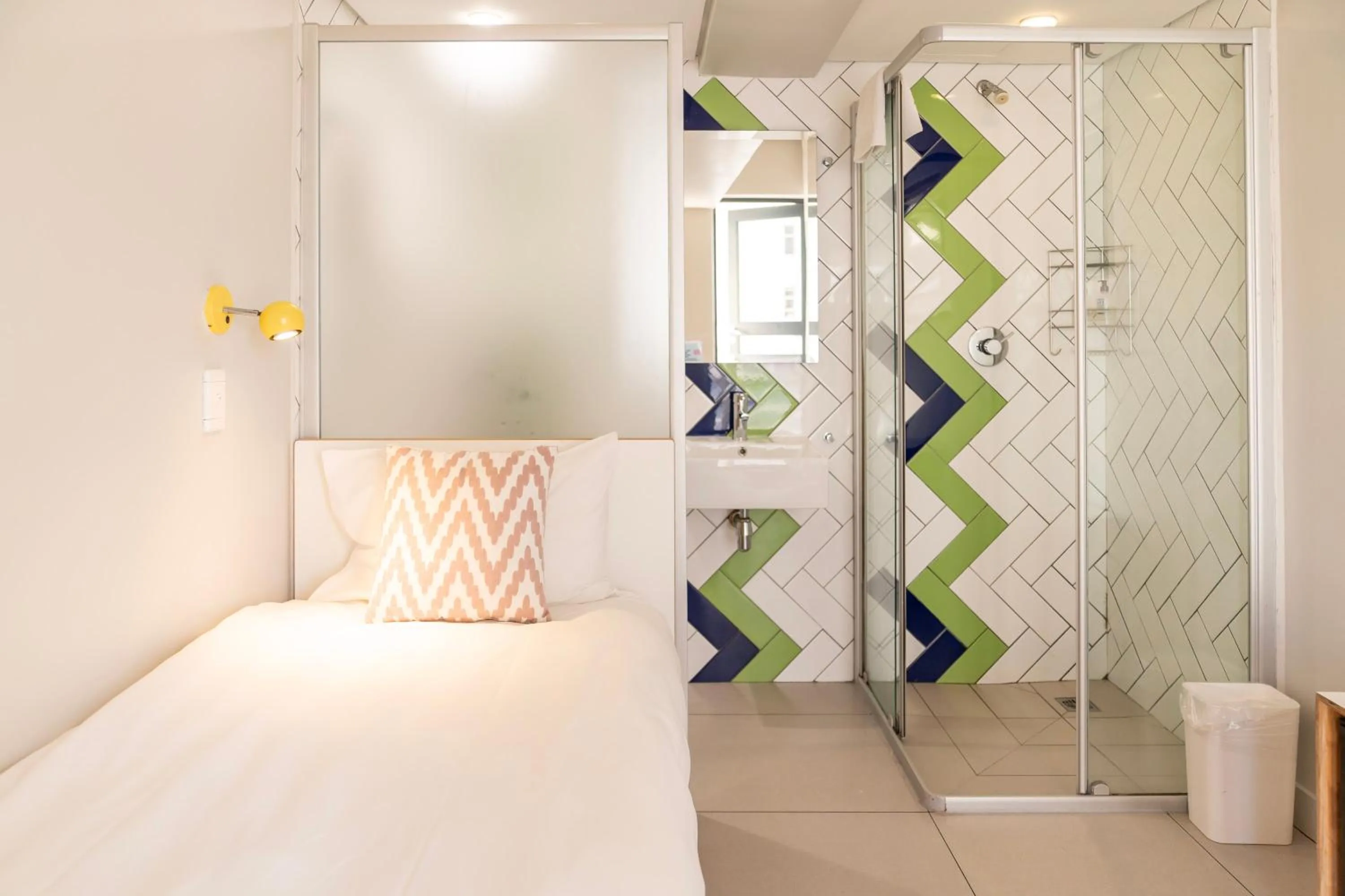 Bedroom, Bed in Mojo Hotel & Market