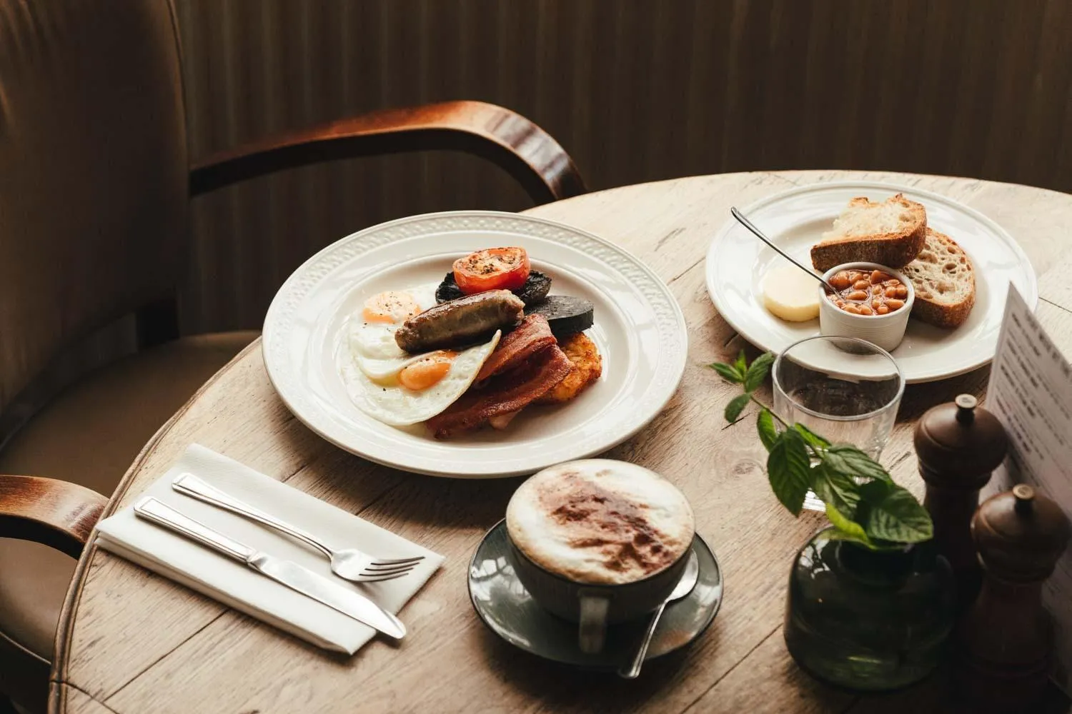 Breakfast in The Five Bells Inn