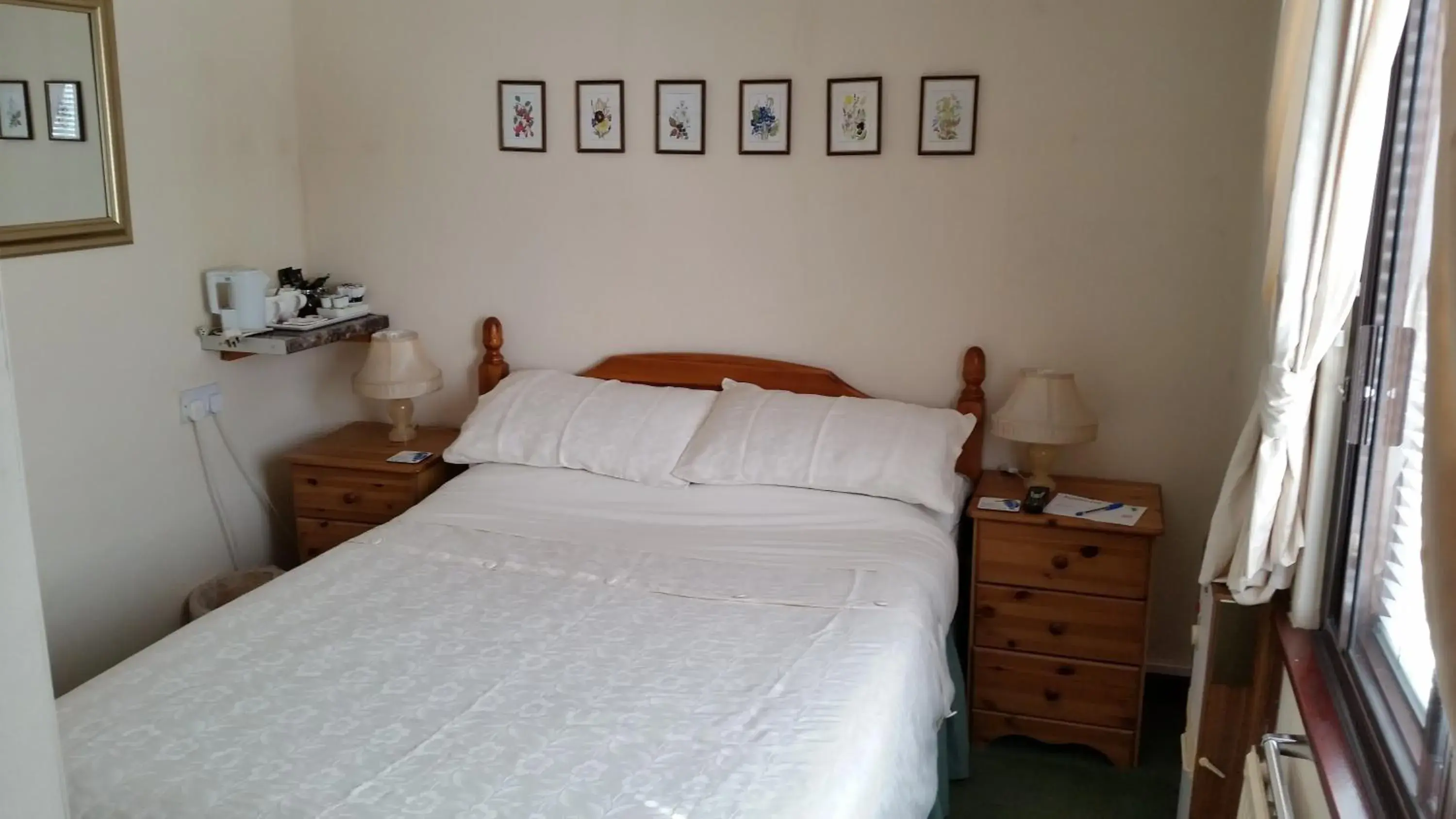 Double Room - single occupancy in Kingfisher Cottage Double Room - single occupancy in Kingfisher Cottage