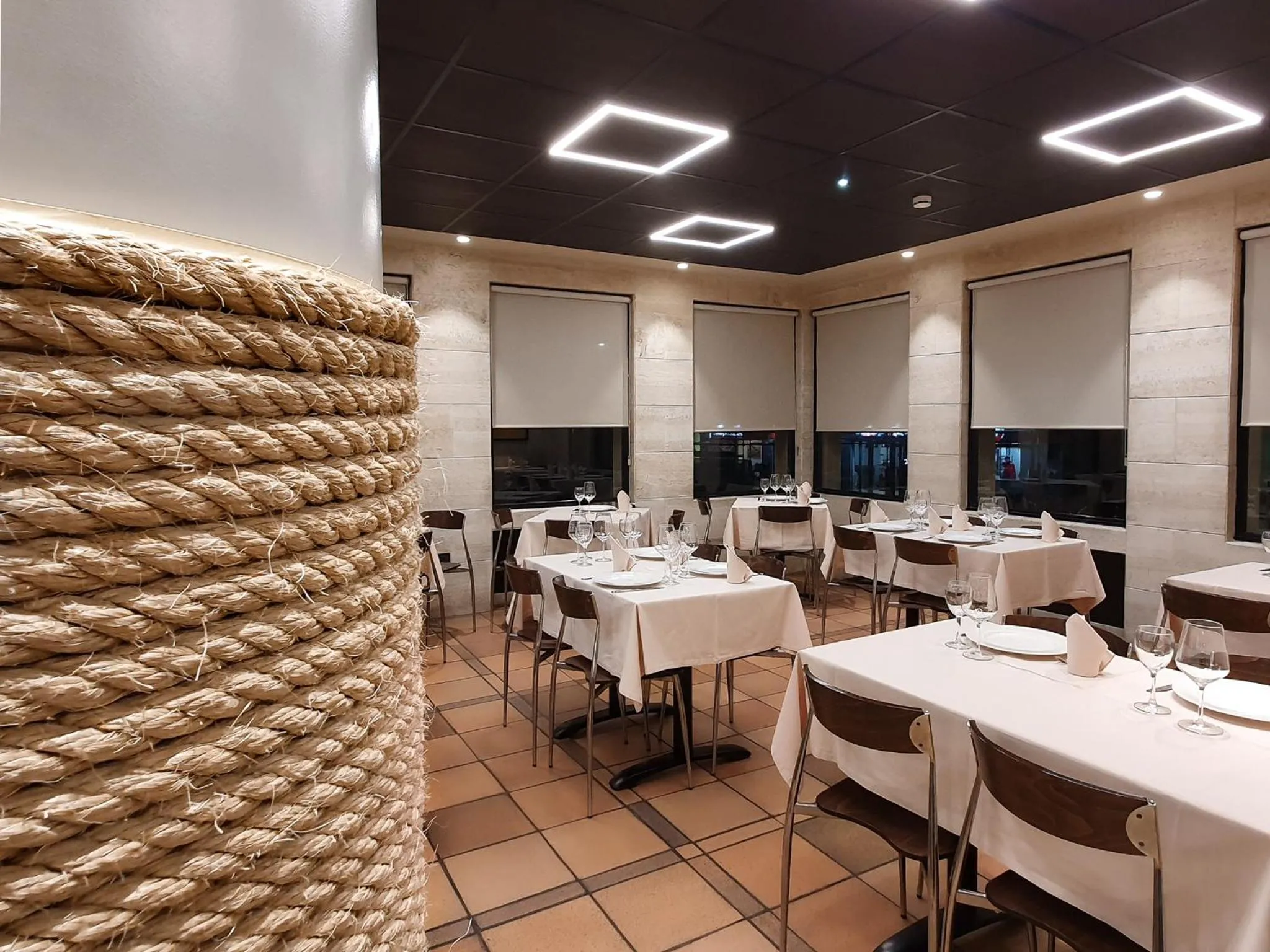 Restaurant/places to eat in Montemar