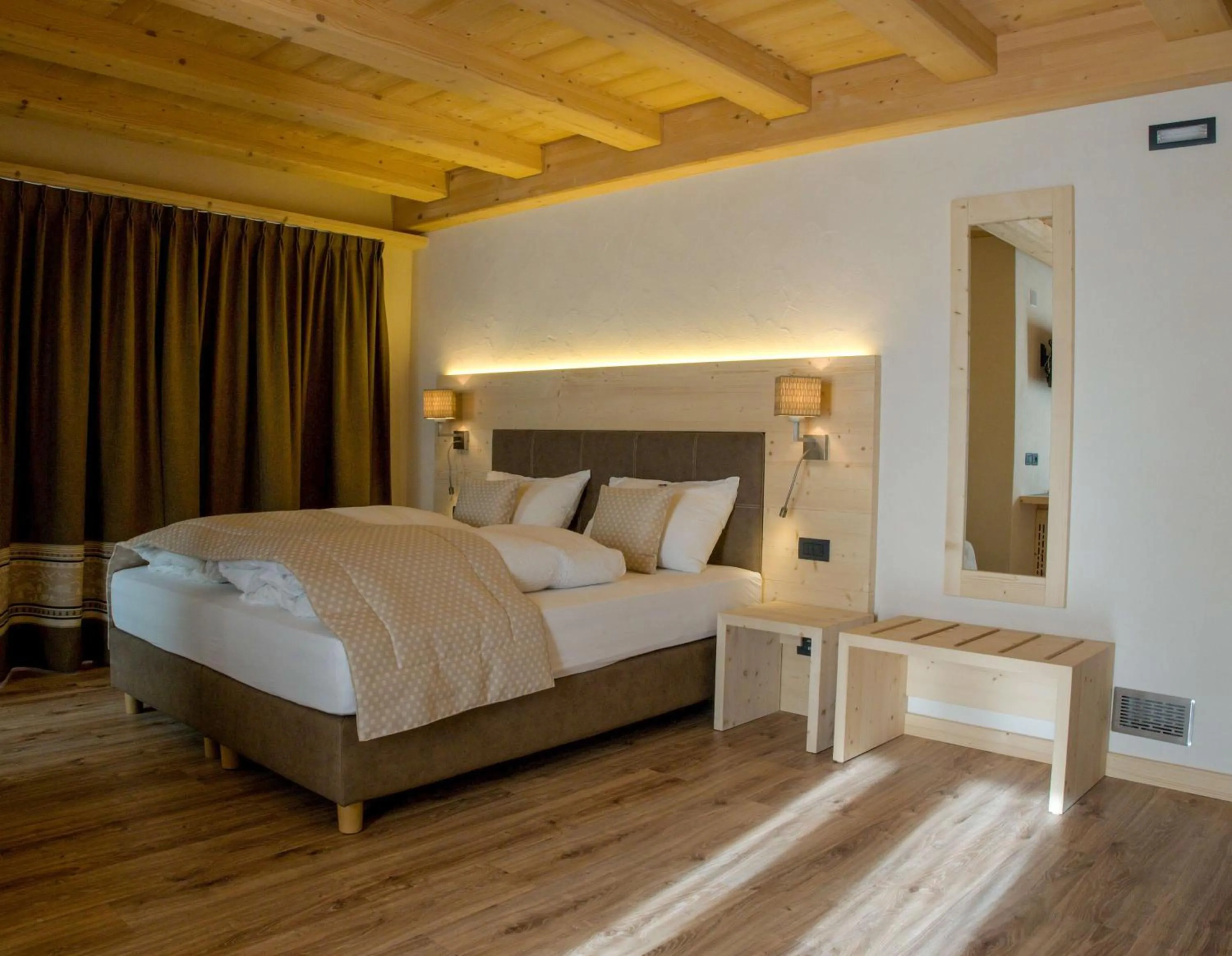 Photo of the whole room, Bed in B&B Ecohotel Chalet des Alpes