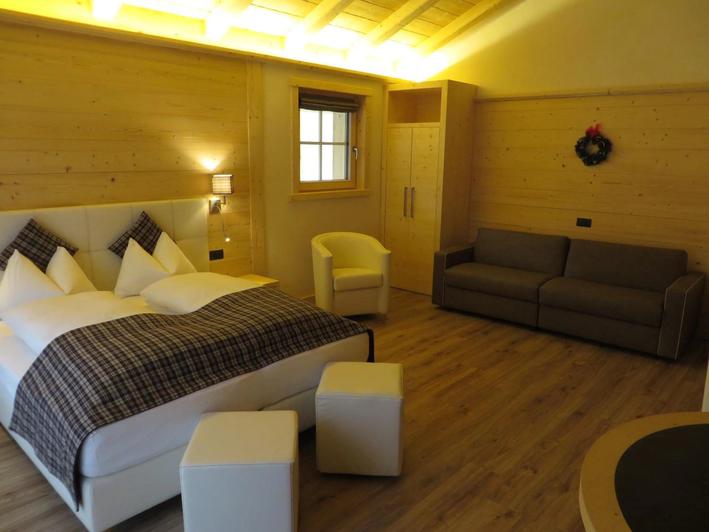 Photo of the whole room, Bed in B&B Ecohotel Chalet des Alpes