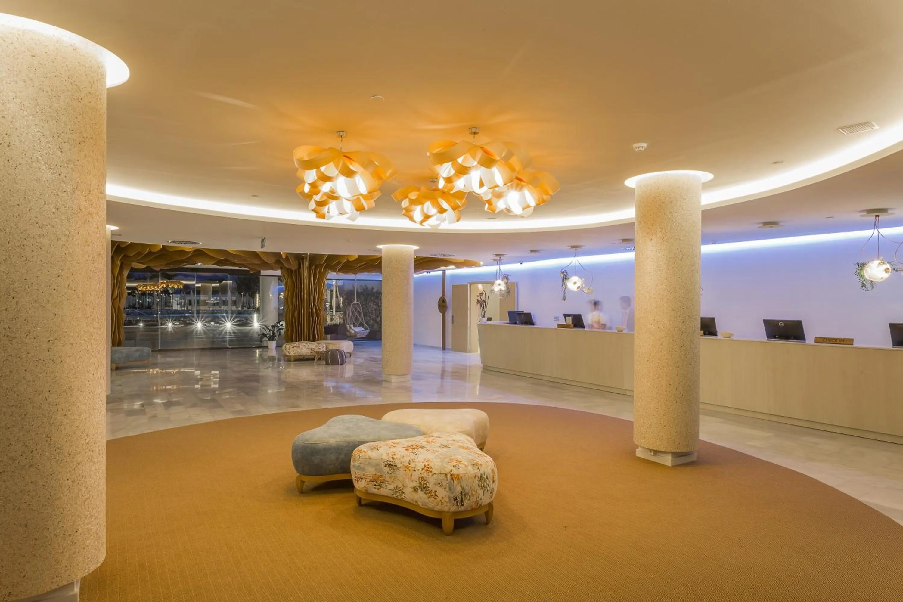 Lobby or reception in Grand Palladium White Island Resort & Spa - All Inclusive