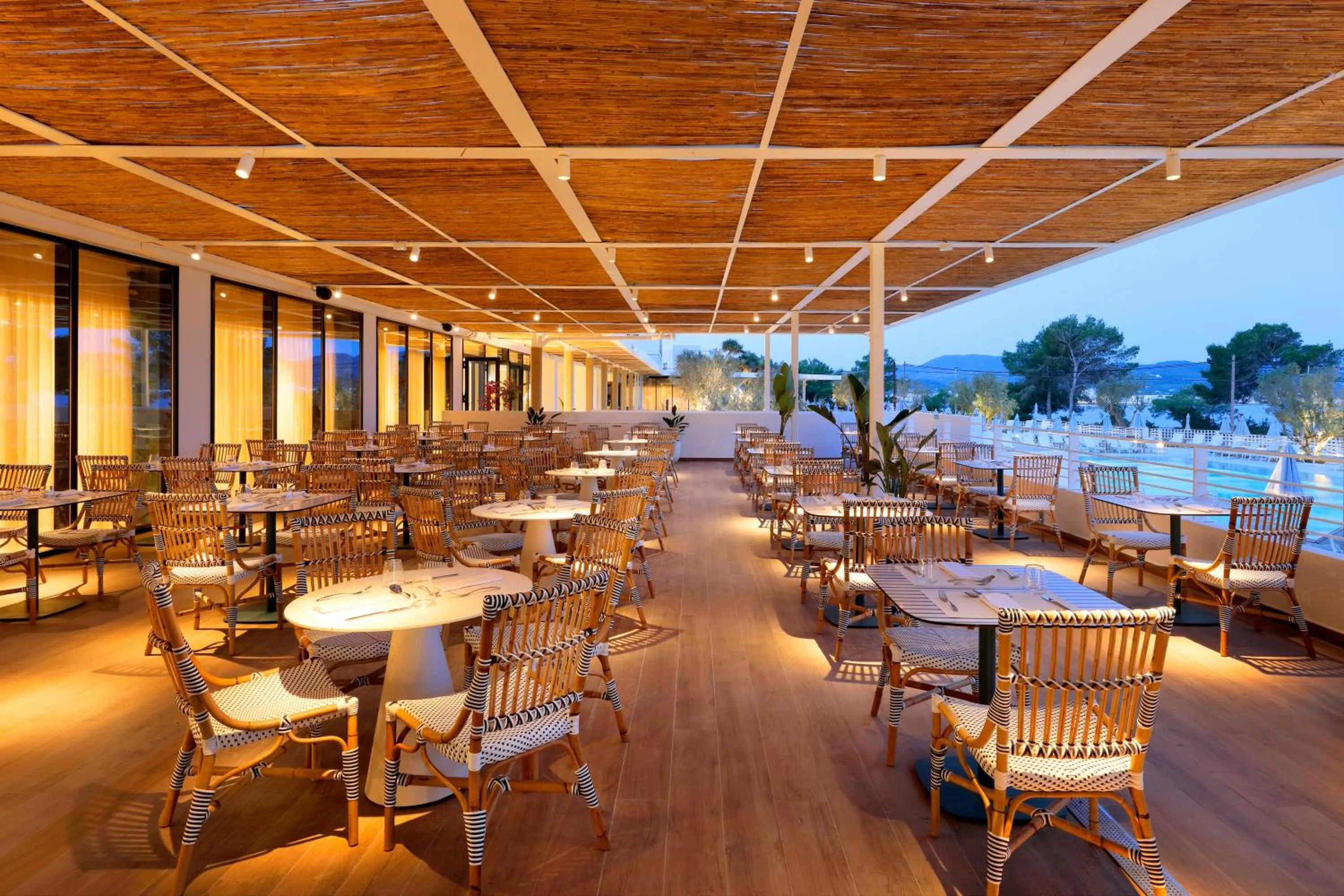 Restaurant/places to eat in TRS Ibiza Hotel - Adults Only