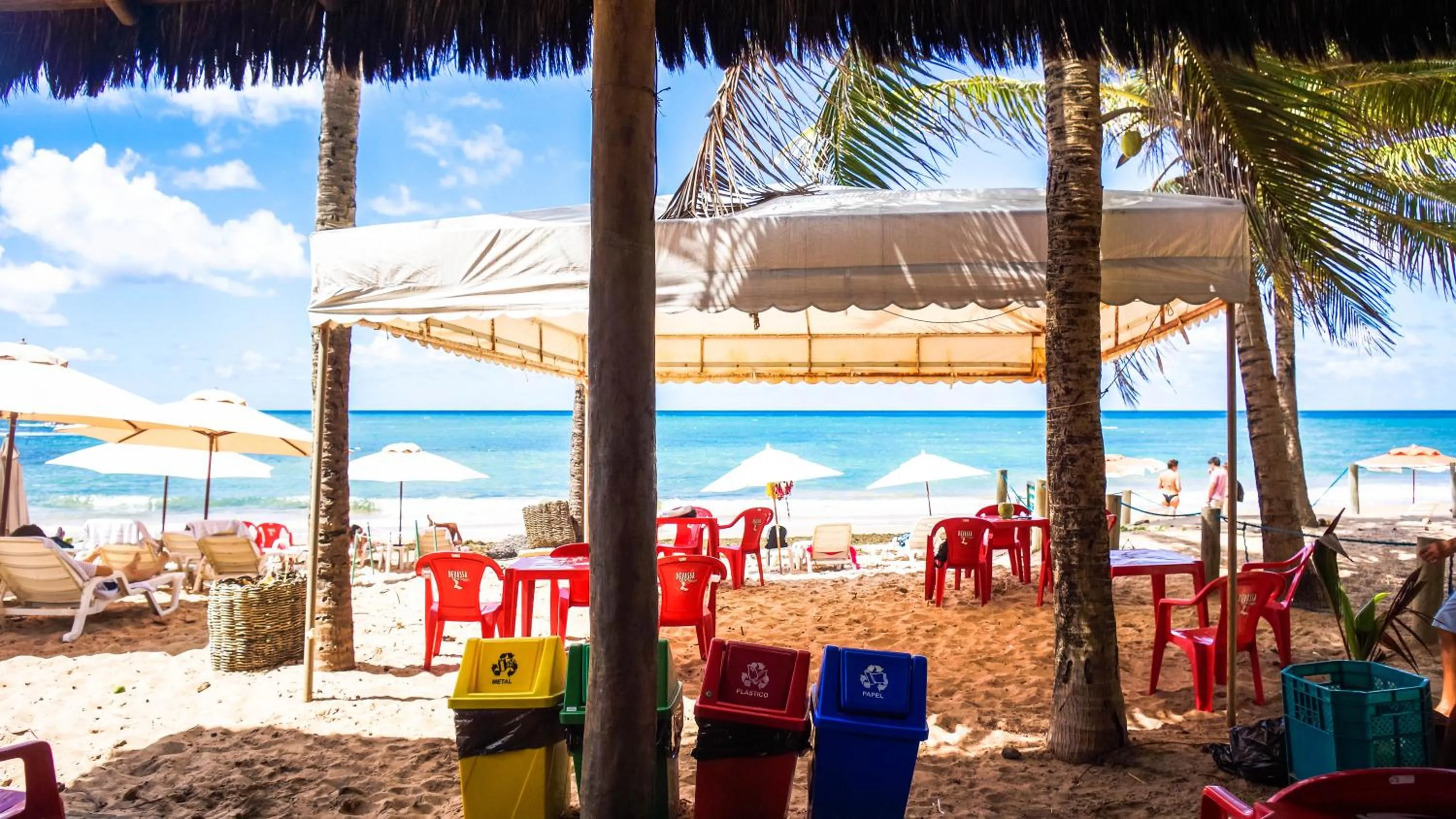 Lounge or bar in Bahia Plaza Hotel