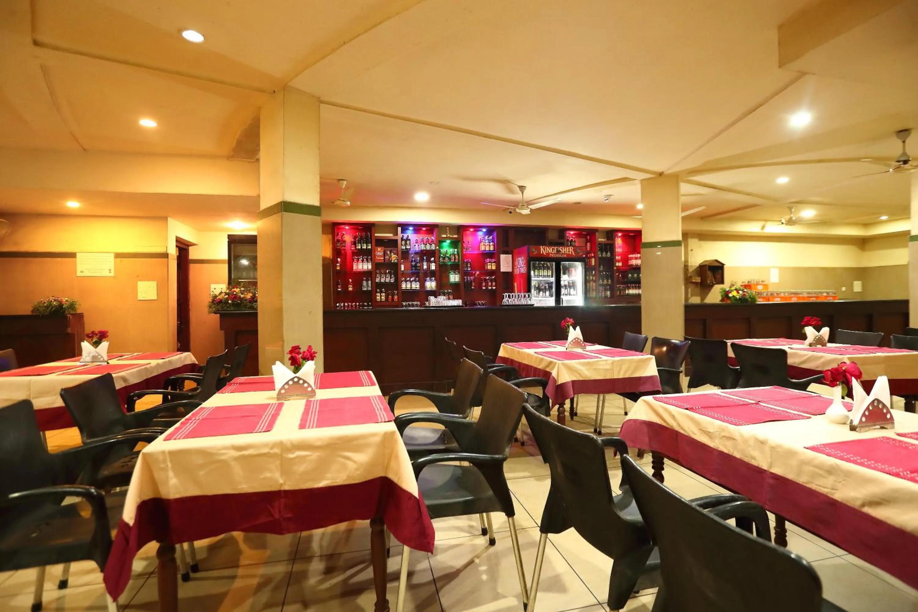 Lounge or bar in Hotel Indraprastha varkala