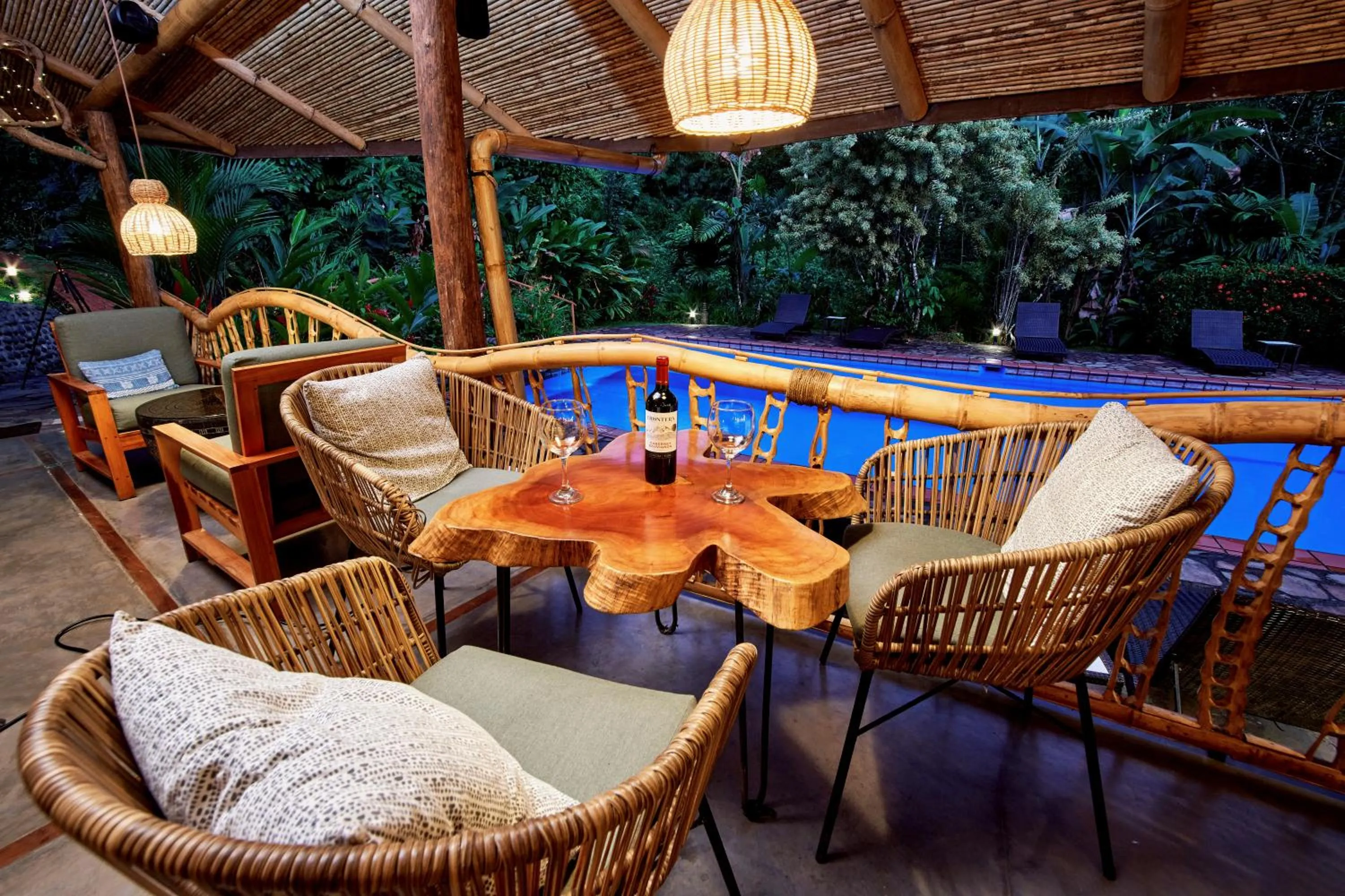 Restaurant/places to eat in Finca Luna Nueva Lodge