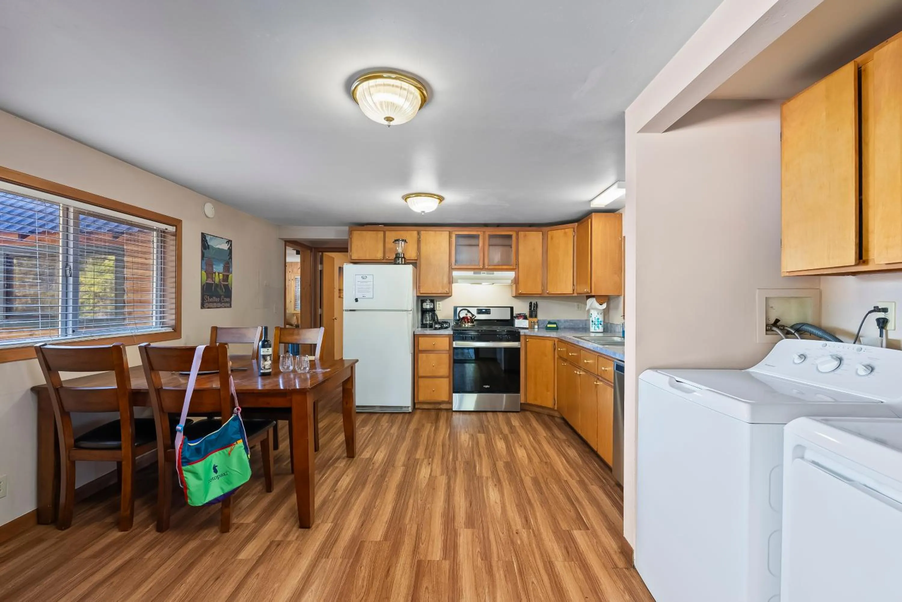 Kitchen or kitchenette in Shelter Cove Resort & Marina