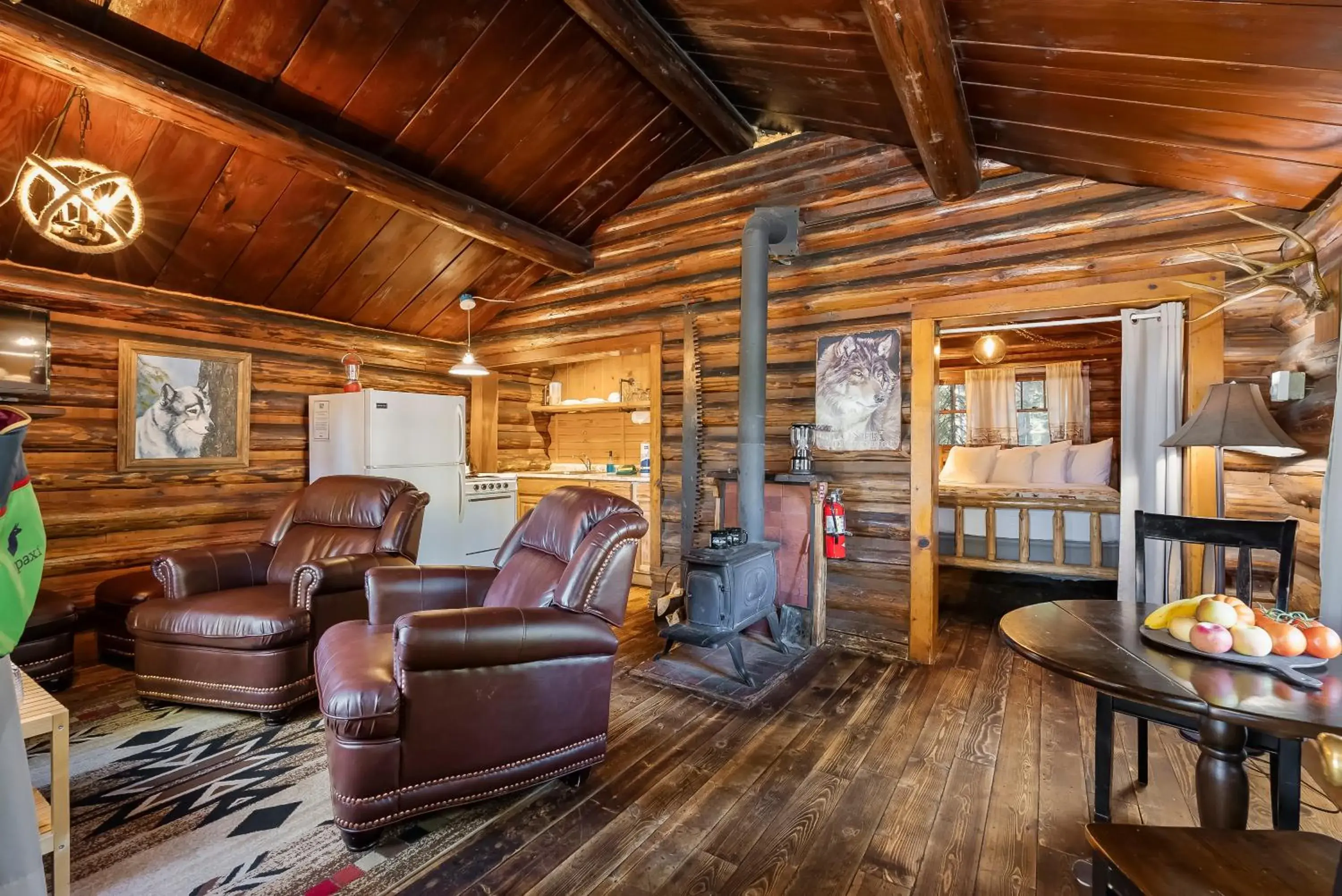 Cottage (2 Adults) in Shelter Cove Resort & Marina Cottage (2 Adults) in Shelter Cove Resort & Marina