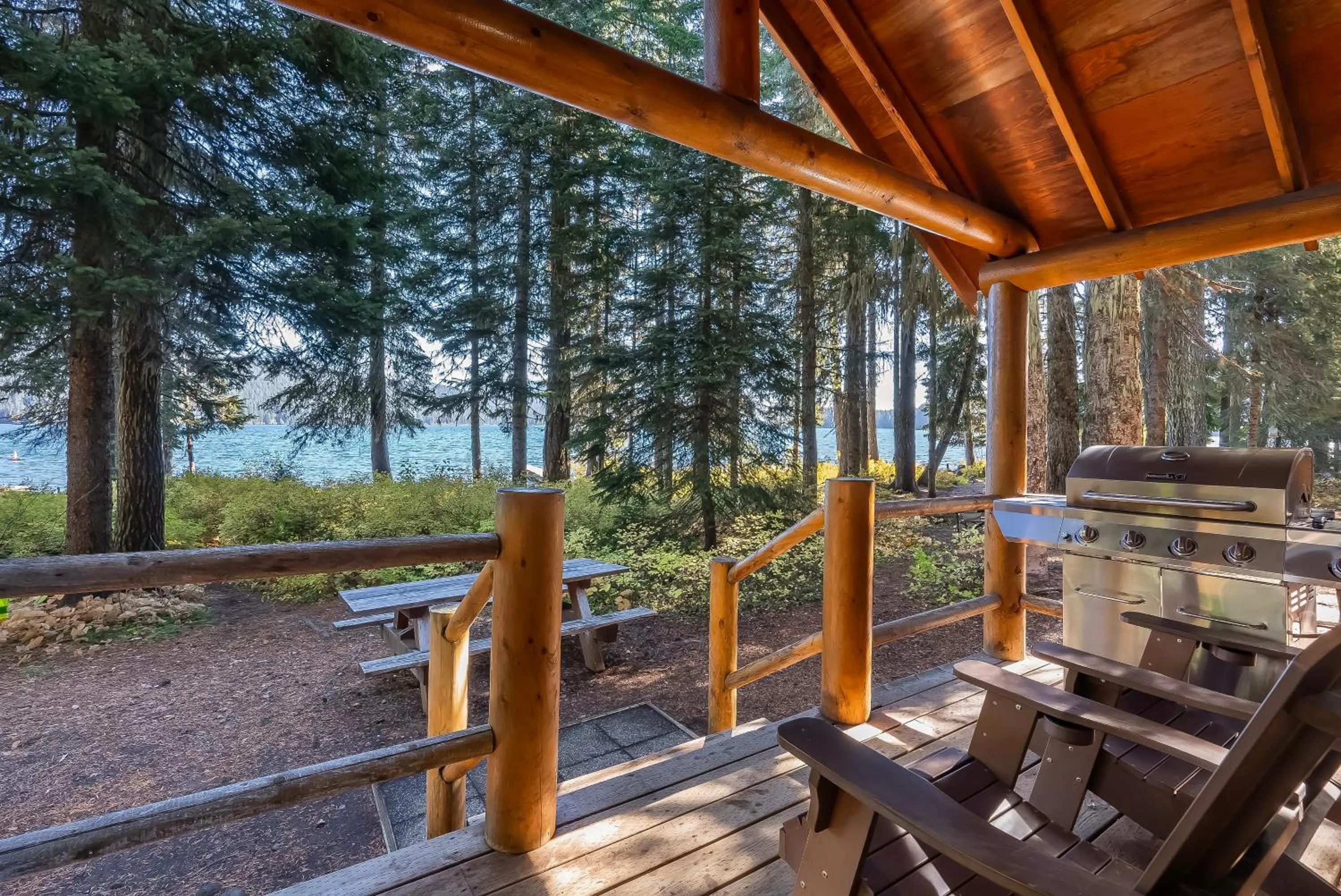 Balcony/Terrace in Shelter Cove Resort & Marina