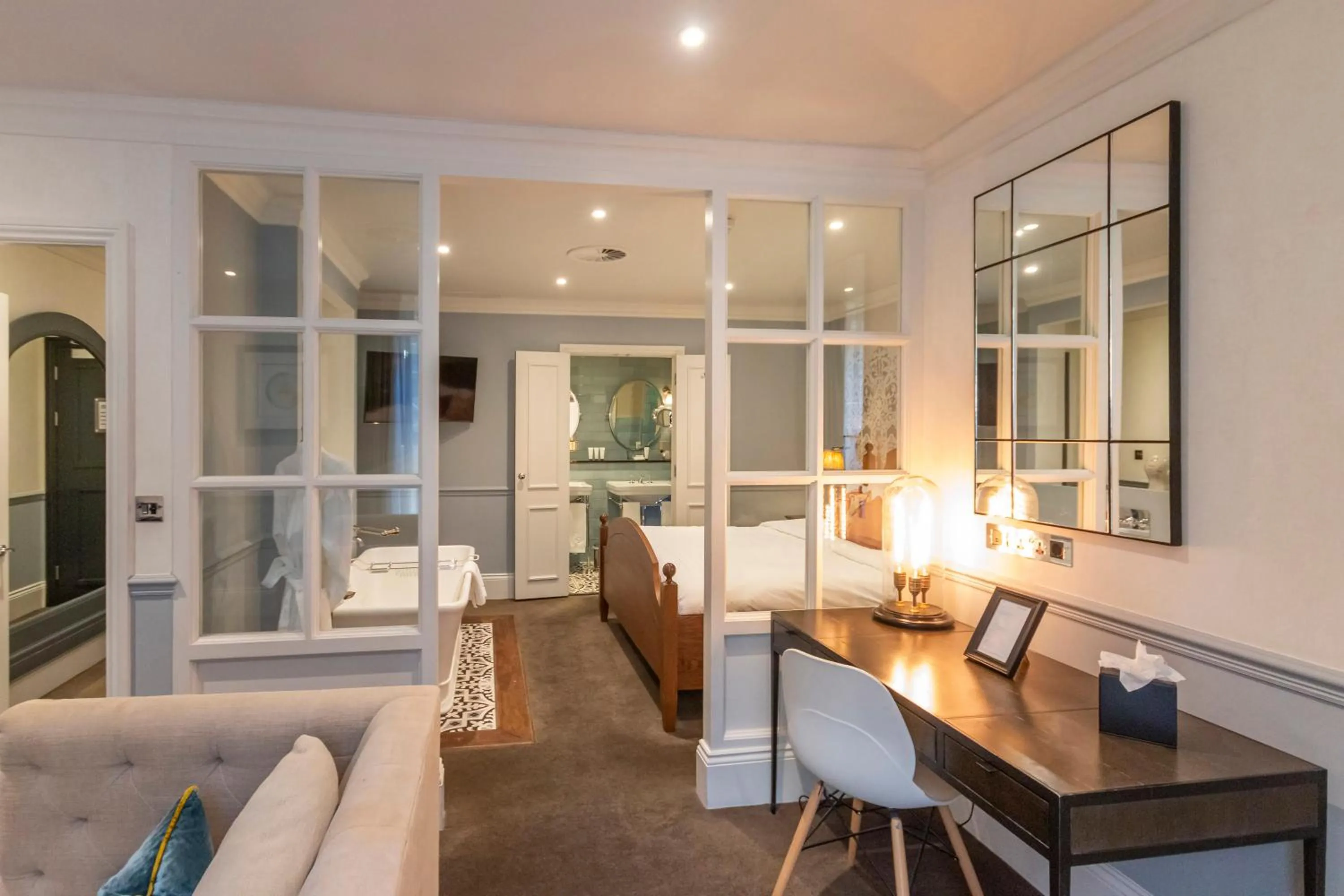 Photo of the whole room in King Street Townhouse Hotel & Spa