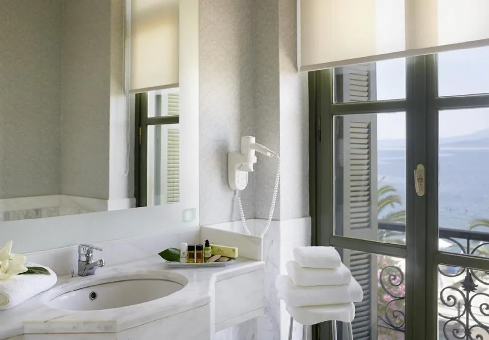 Bathroom in Thermae Sylla Spa & Wellness Hotel