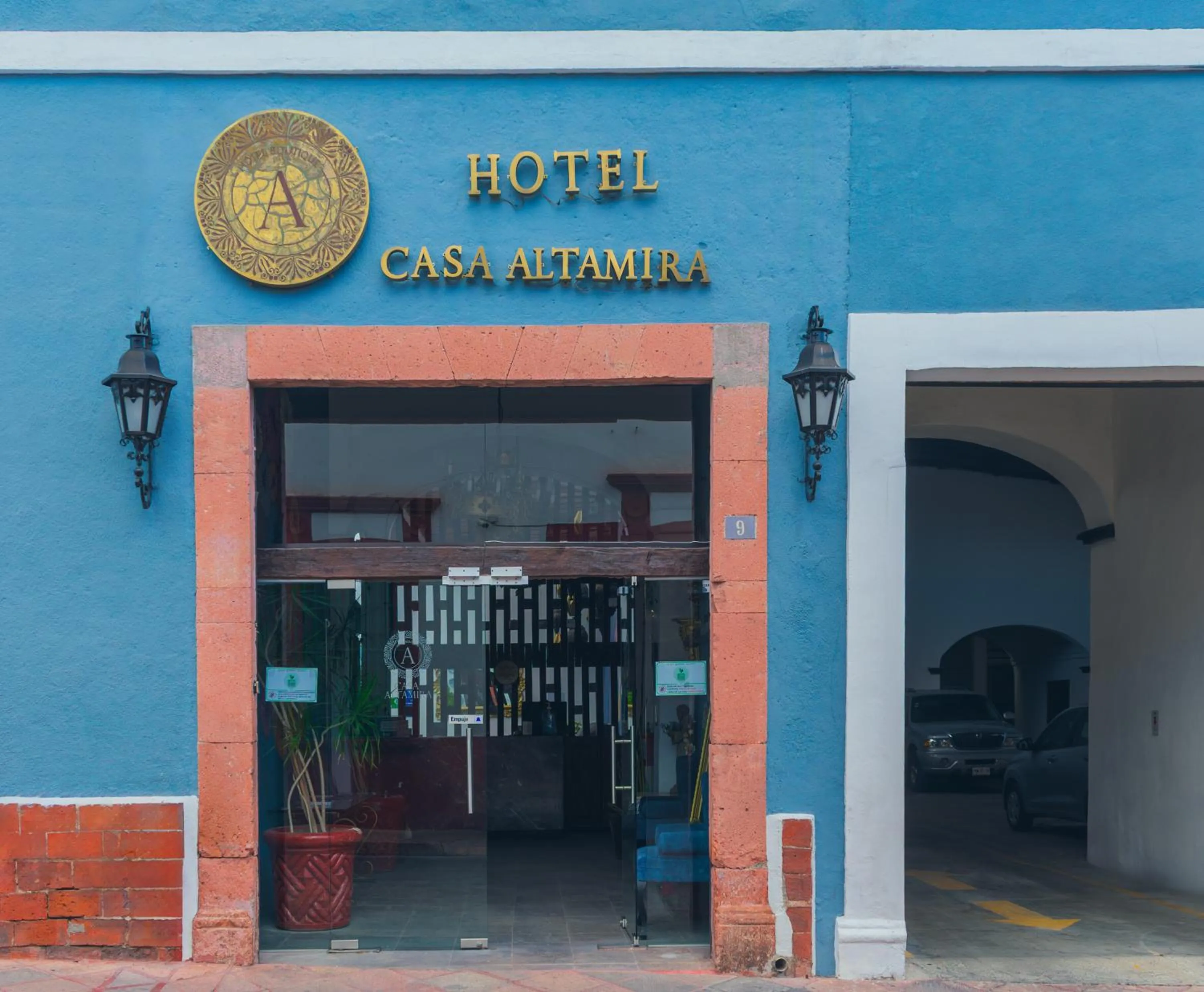 Facade/entrance in Hotel Boutique Casa Altamira