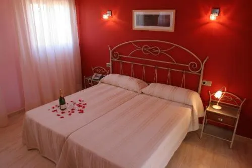 Photo of the whole room, Bed in Hotel Restaurante Casa Julia