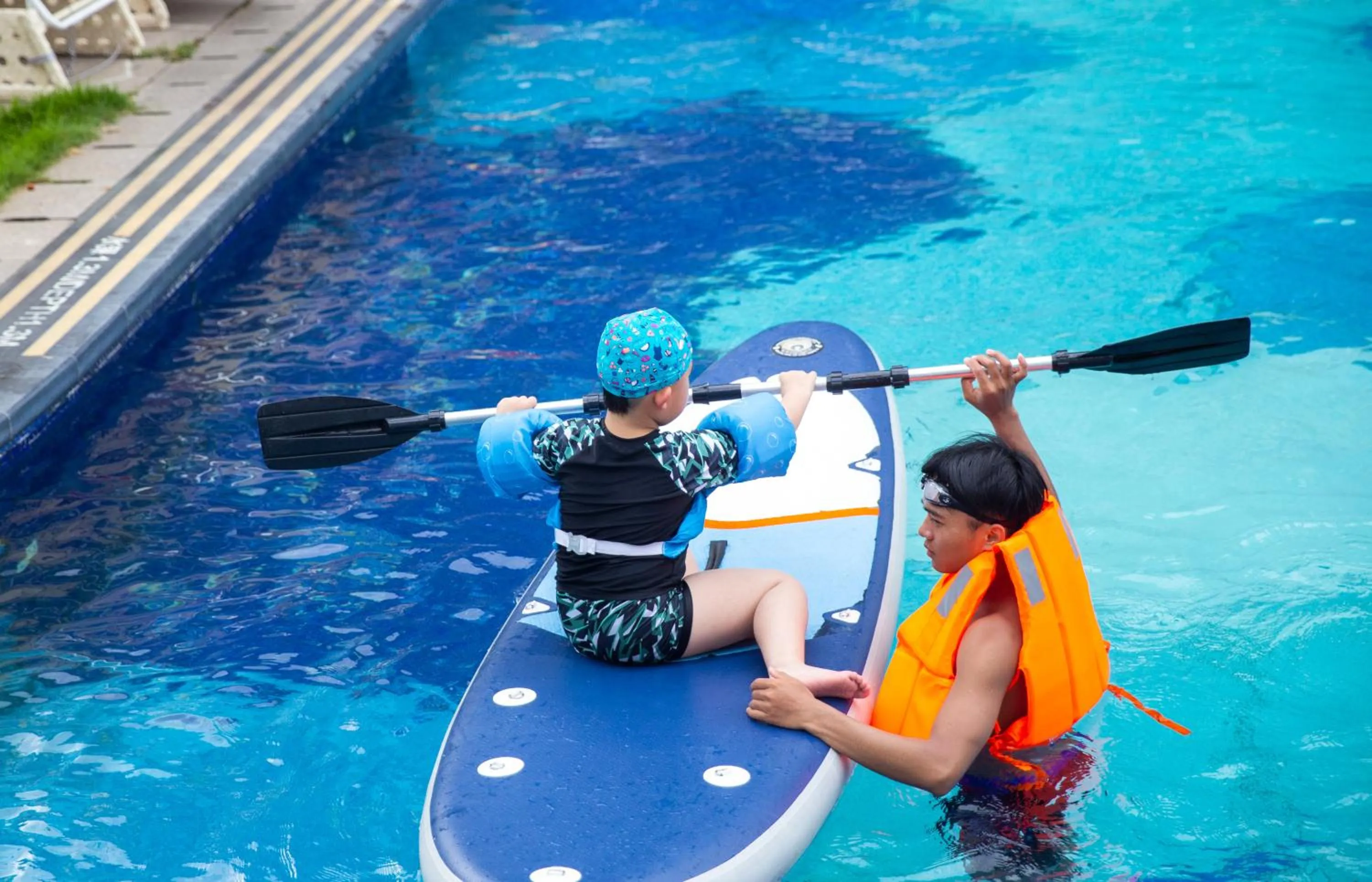 Activities in Palace Resort Yalong Bay Sanya