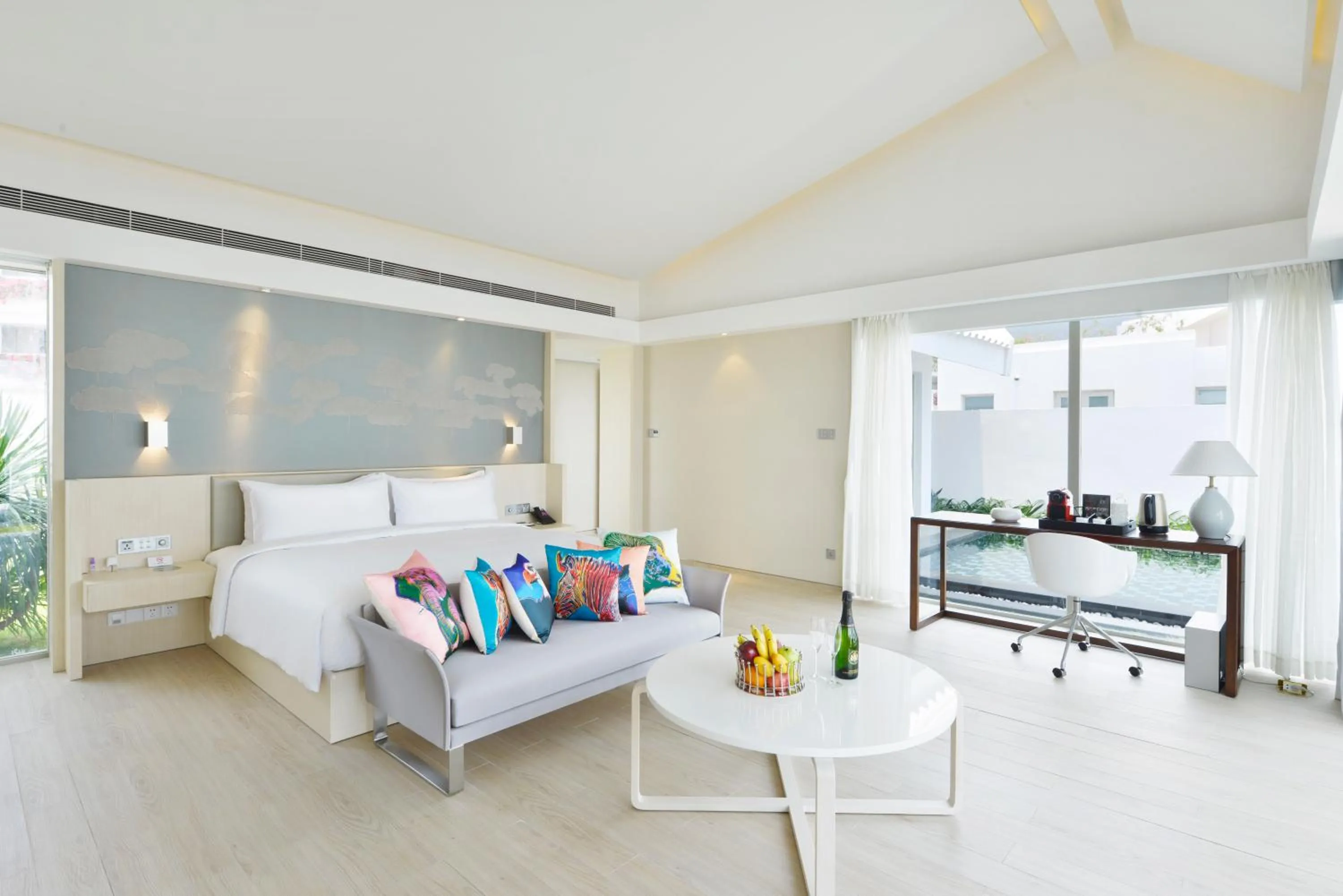 Bed in Palace Resort Yalong Bay Sanya