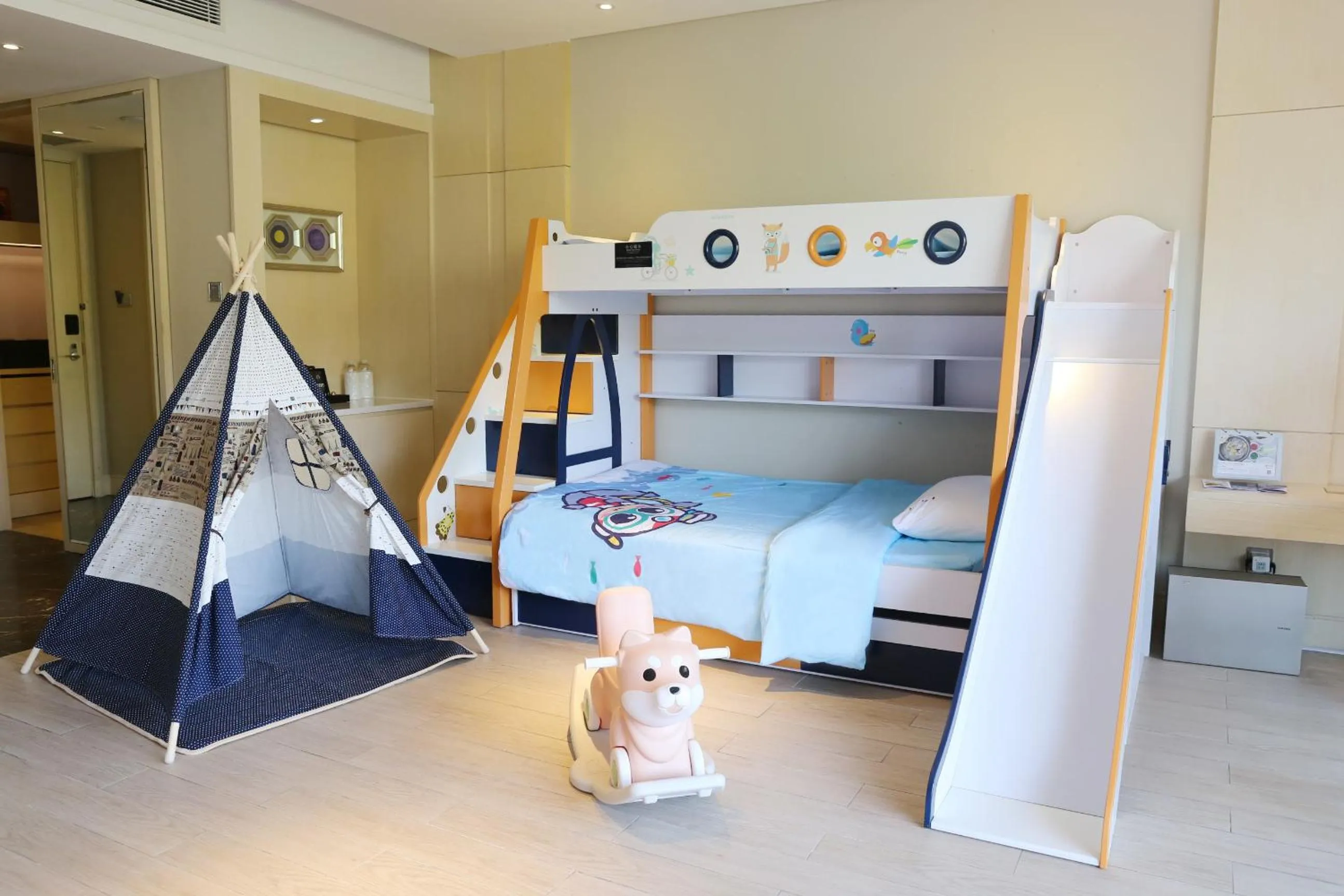 Bed in Palace Resort Yalong Bay Sanya