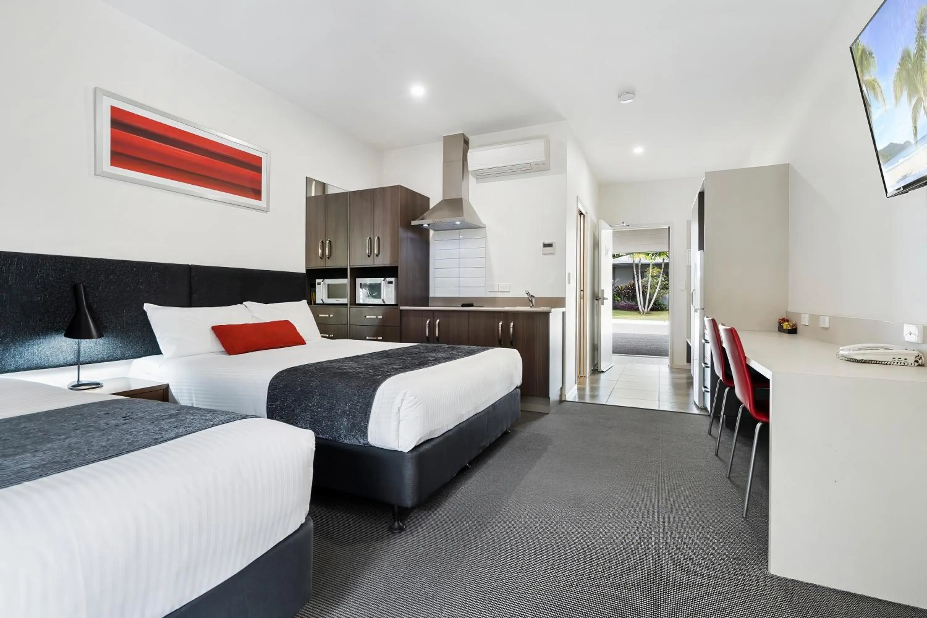 Bedroom, Bed in Quality Resort Parkhurst